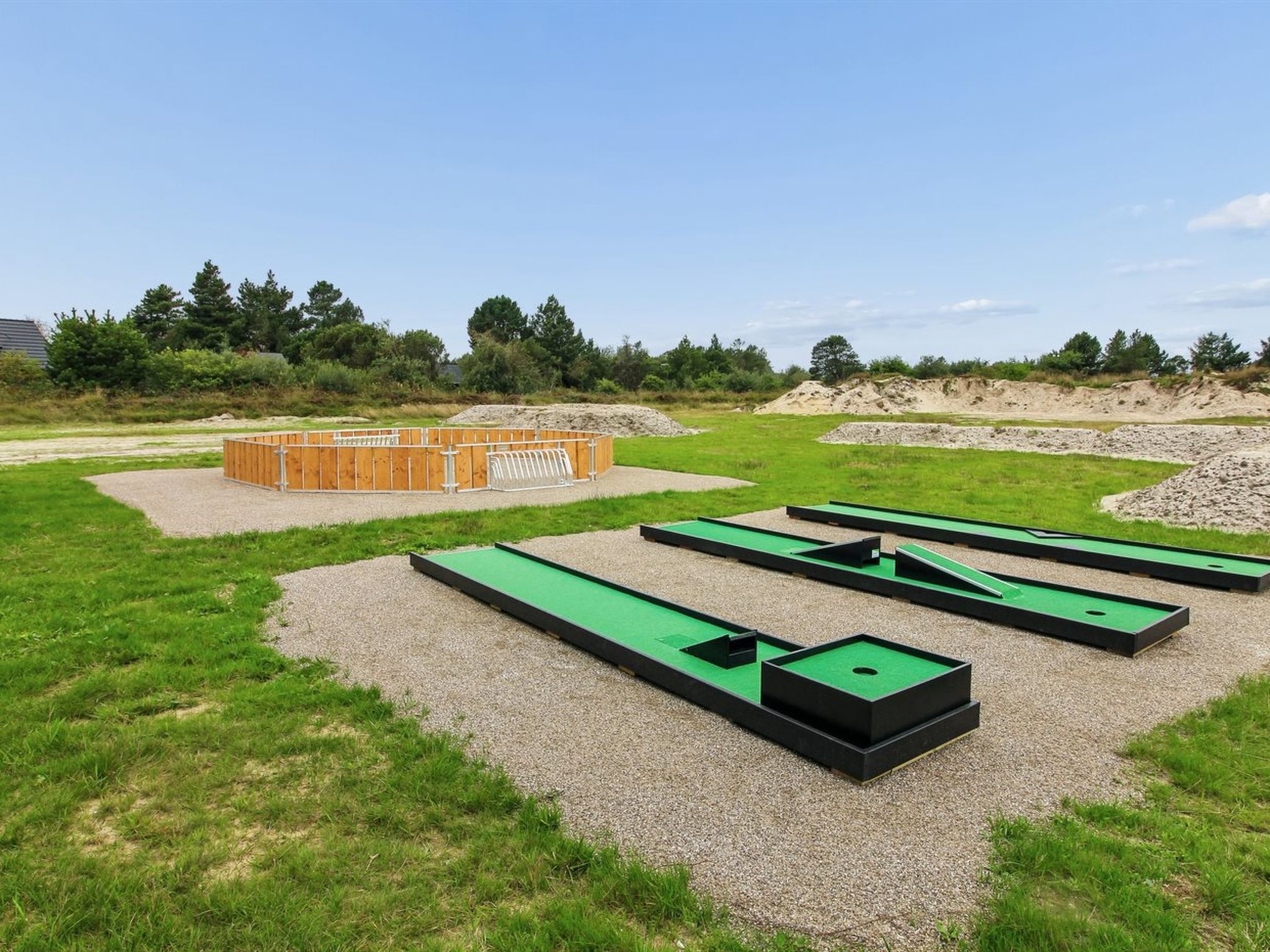 "Ellin" - 3.3km from the sea - Buiten