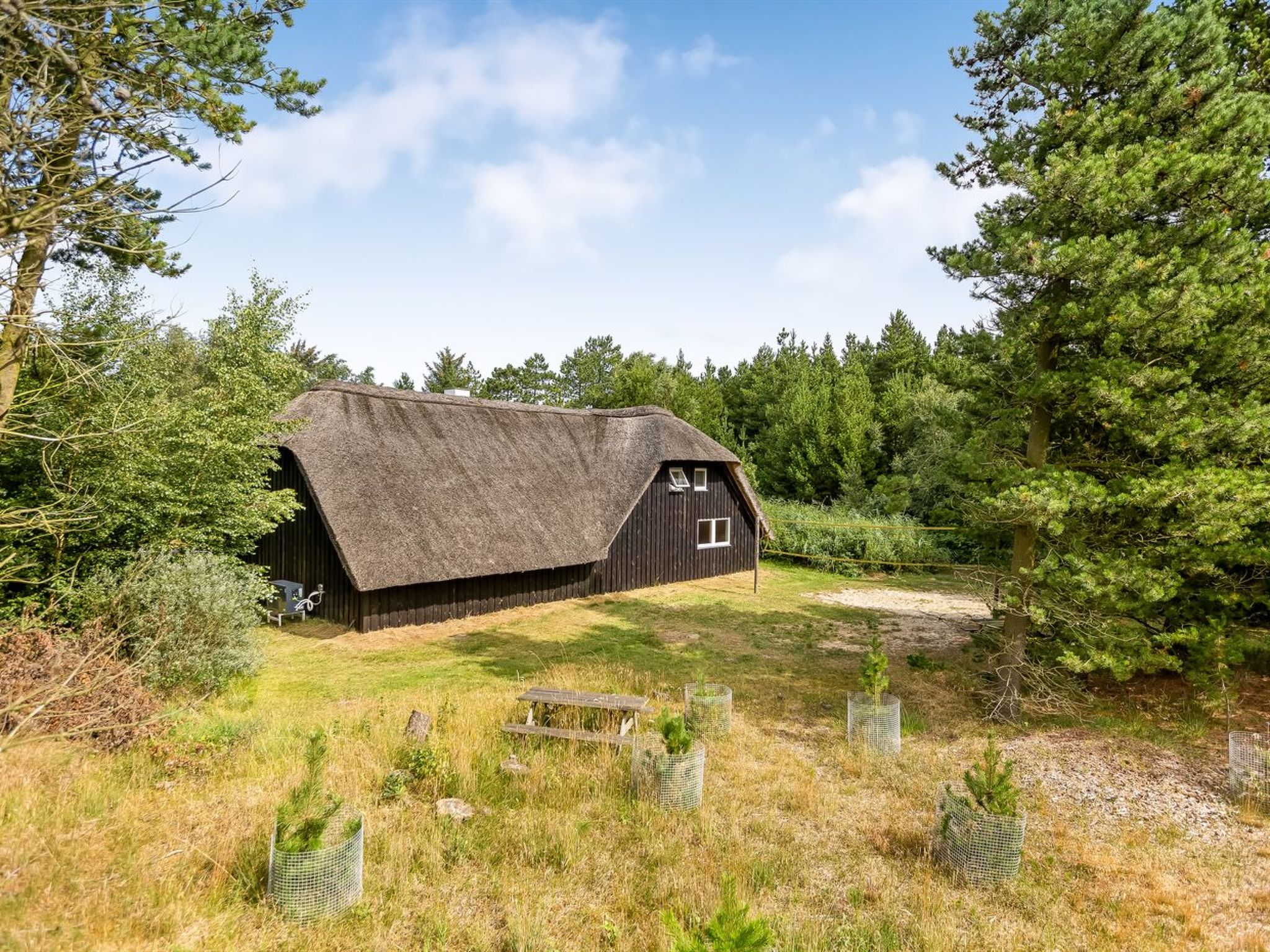 "Ellanor" - 1km from the sea - Buiten