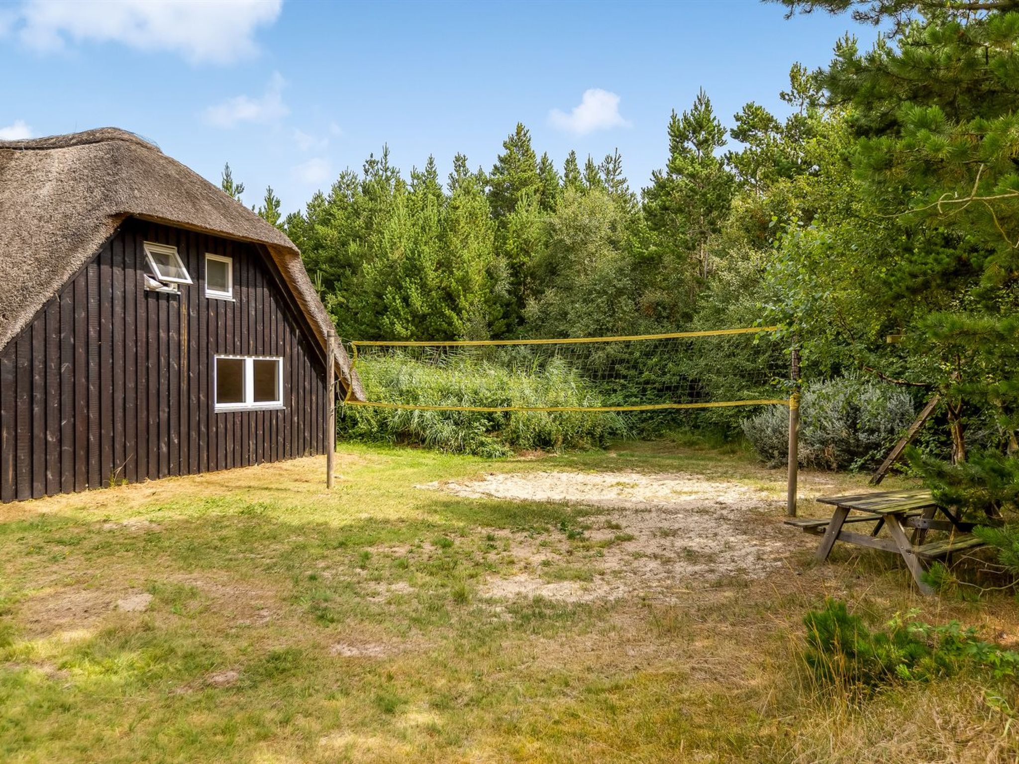 "Ellanor" - 1km from the sea - Buiten