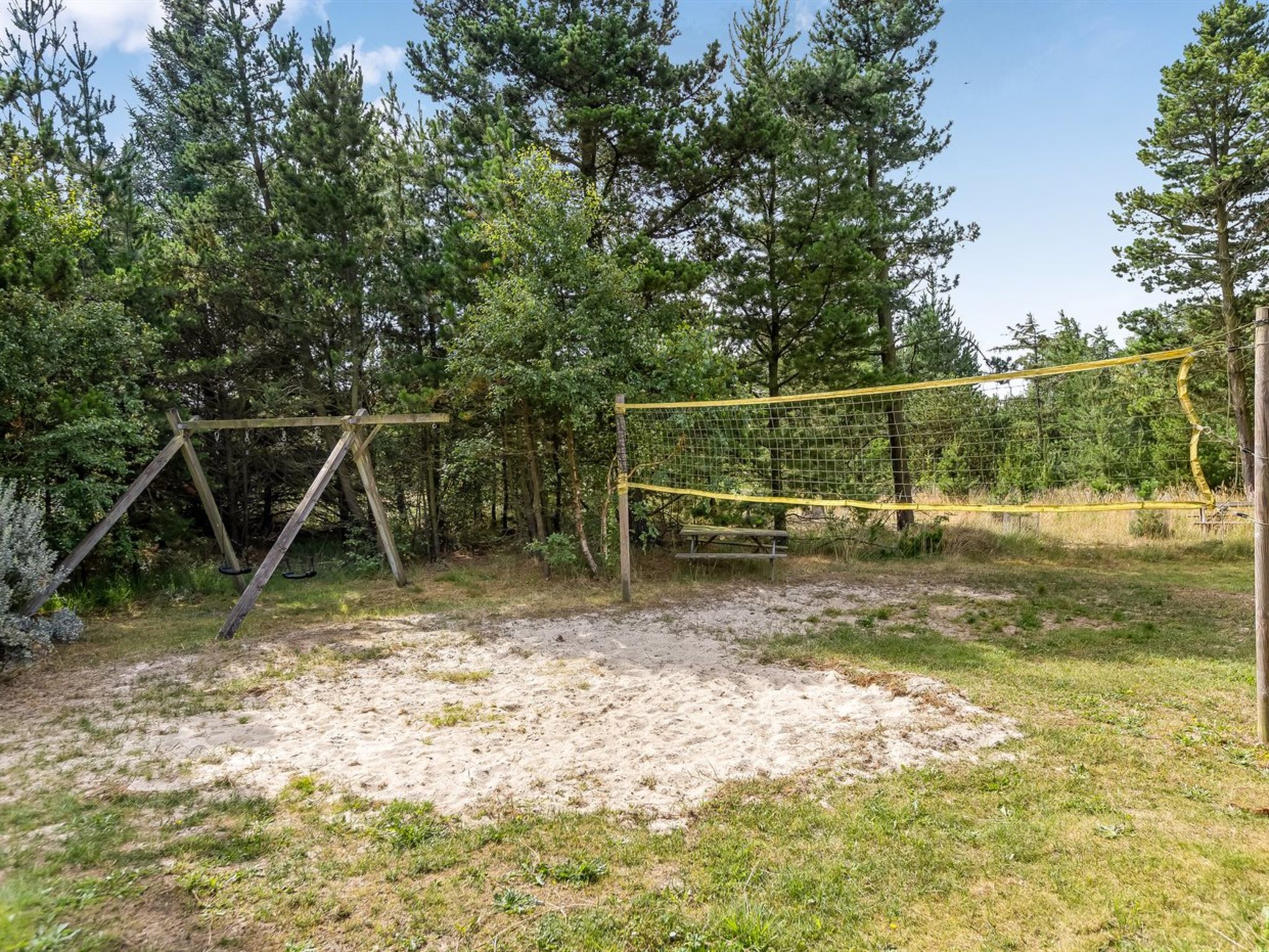 "Ellanor" - 1km from the sea - Buiten