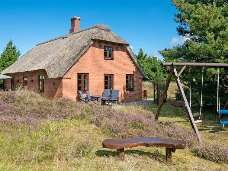 Vakantiehuis op Rømø nabij golfbaan met sauna en open haard in Rømø