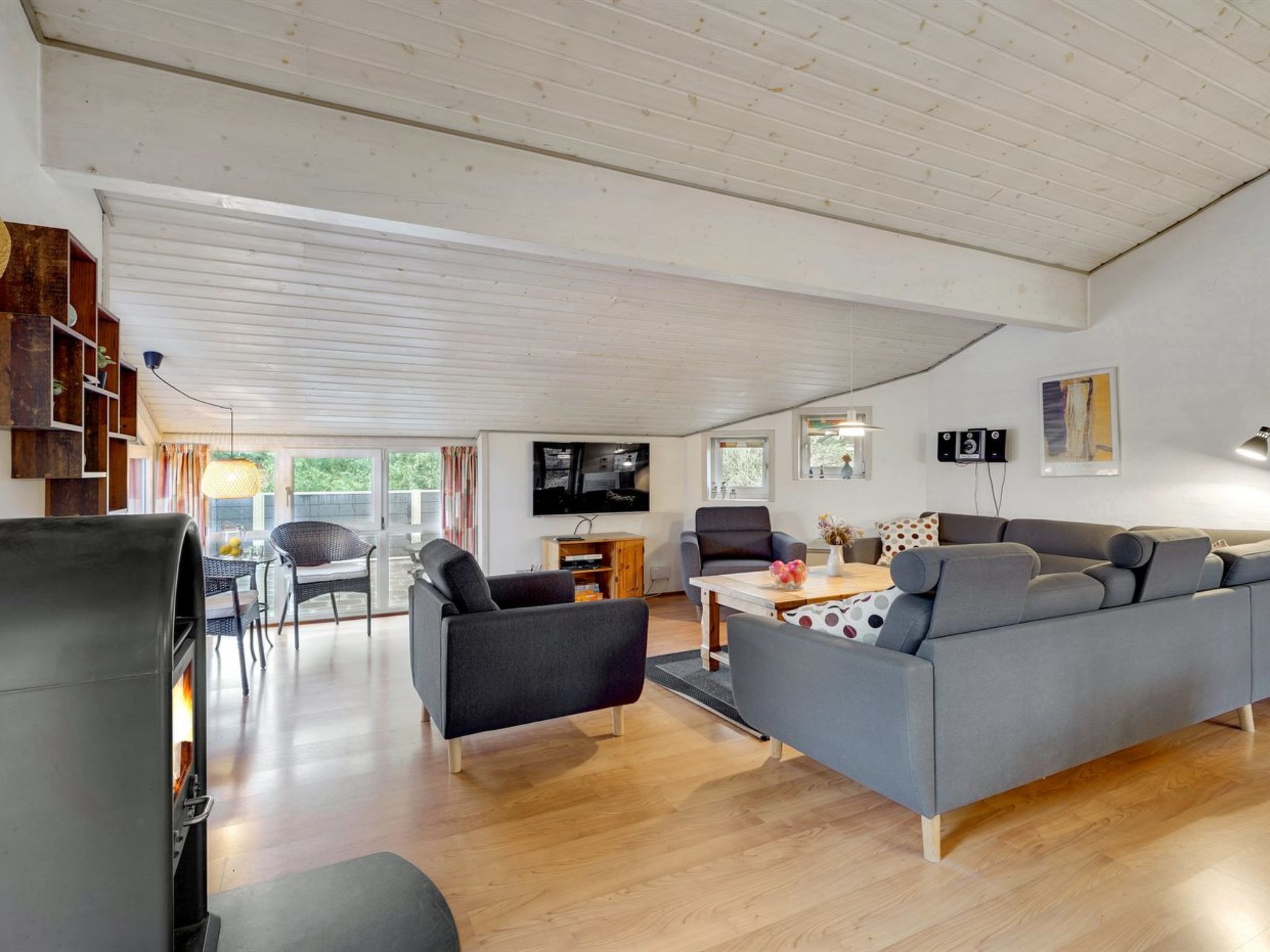"Asdis" - 2.8km from the sea - Inside