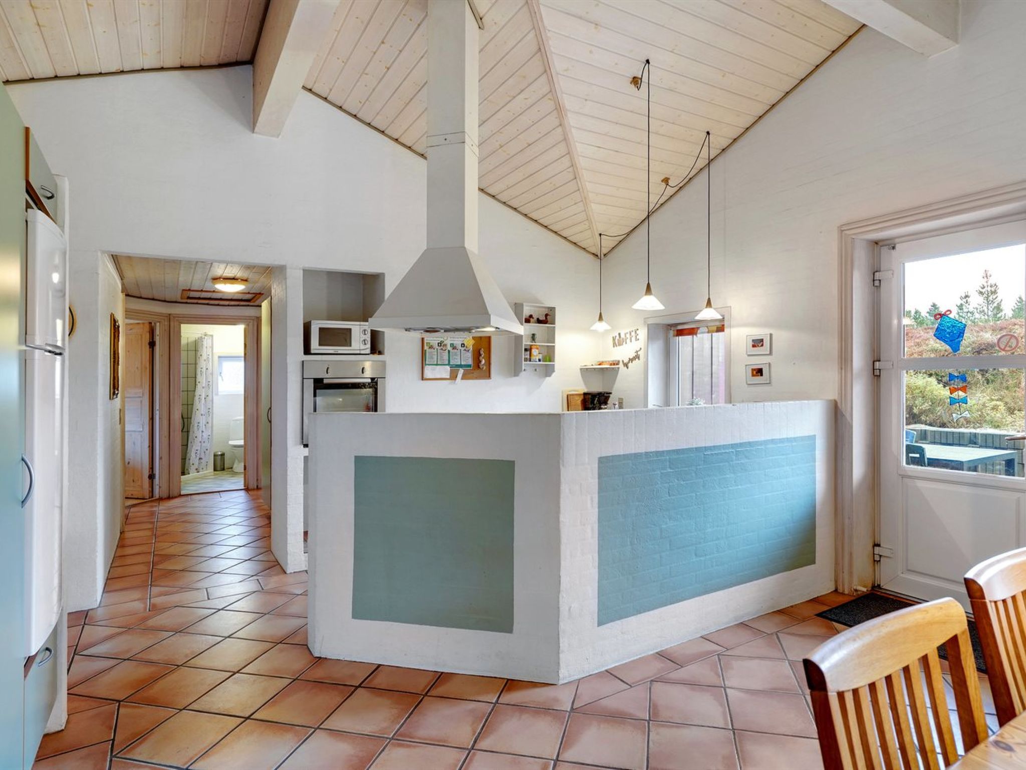 "Asdis" - 2.8km from the sea - Inside