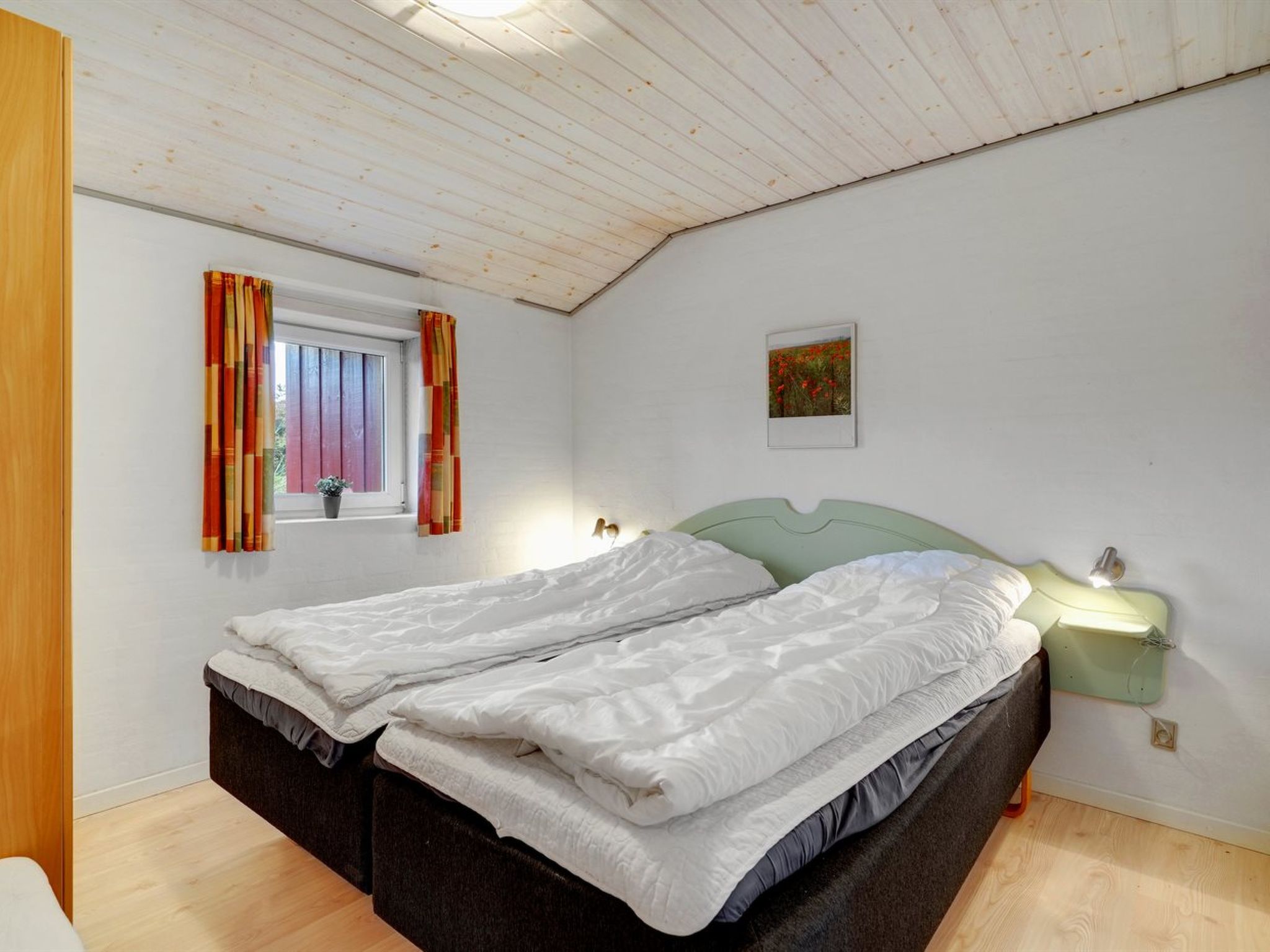 "Asdis" - 2.8km from the sea - Inside