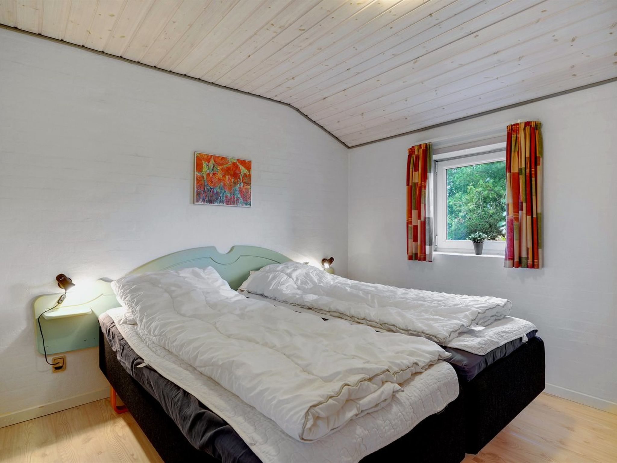 "Asdis" - 2.8km from the sea - Inside