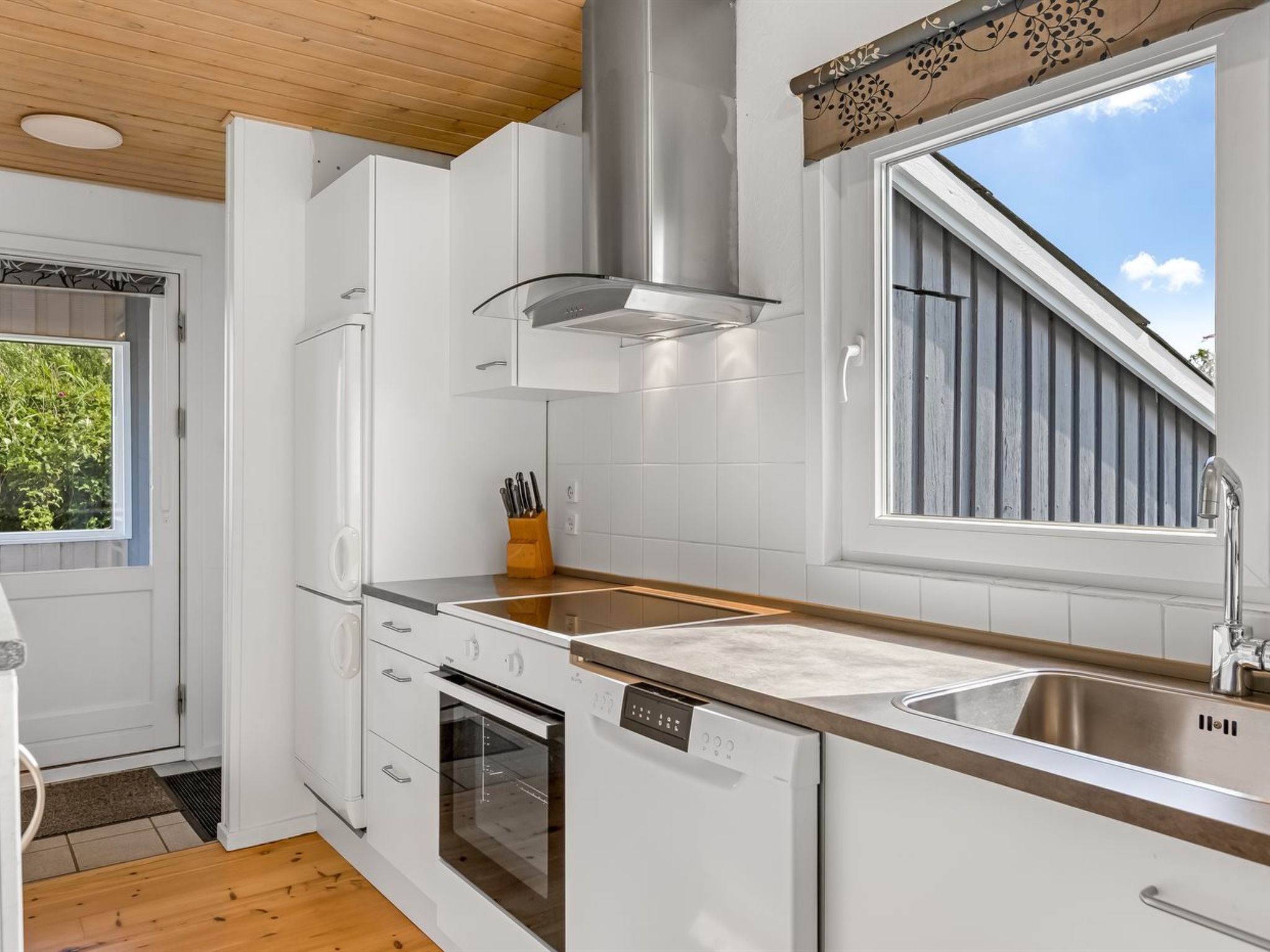 "Evalotte" - 600m from the sea - Binnen