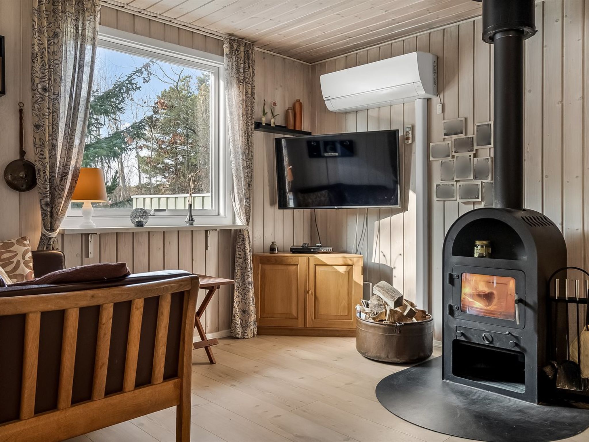"Karlotta" - 2.2km from the sea
