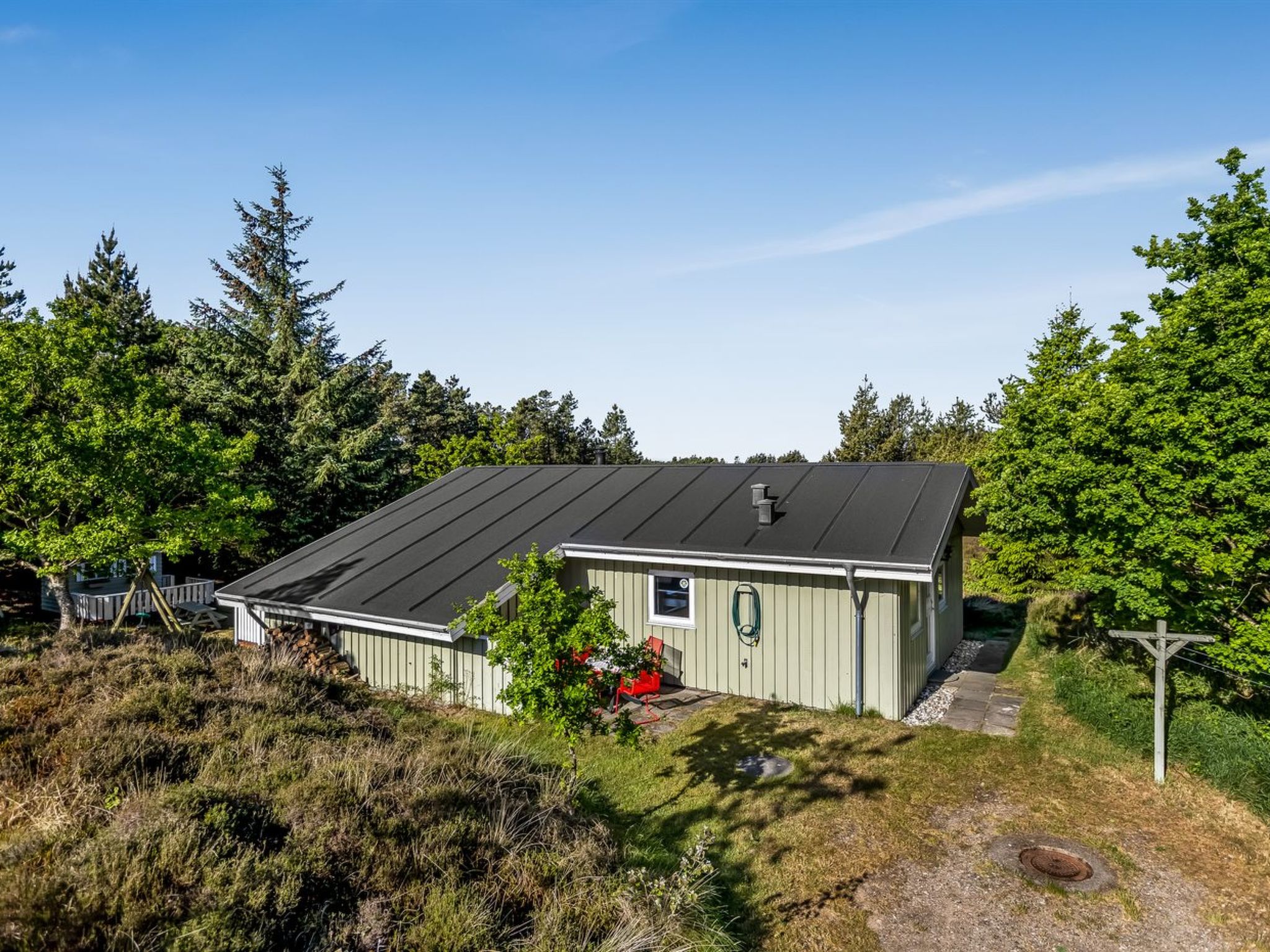 "Karlotta" - 2.2km from the sea - Buiten