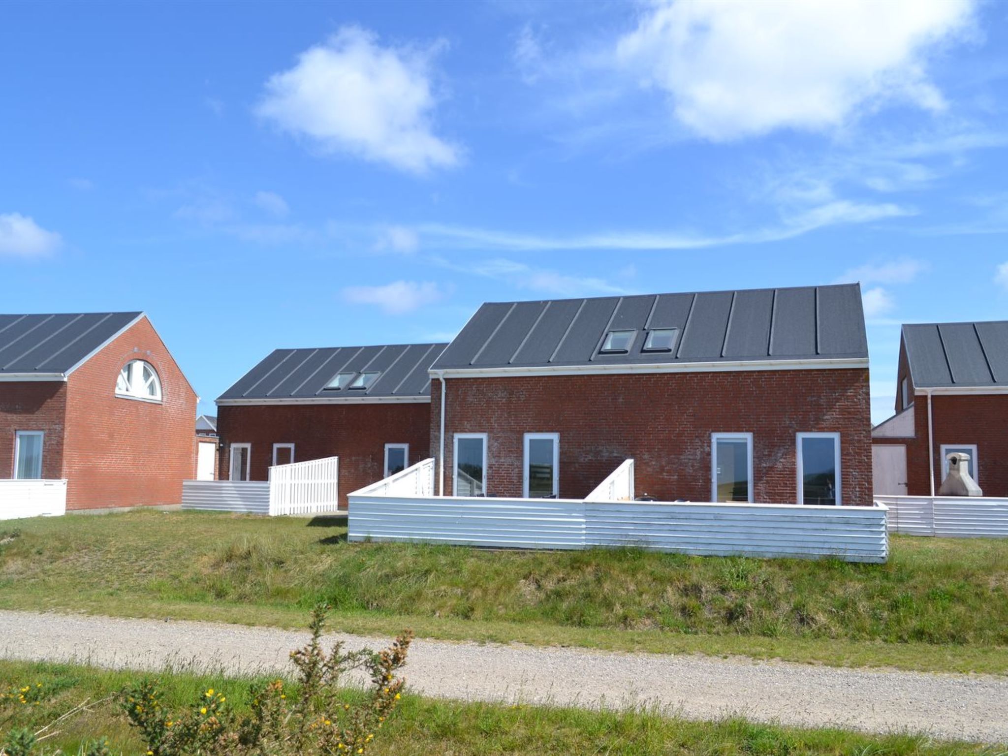 "Auti" - 2.3km from the sea - Outside