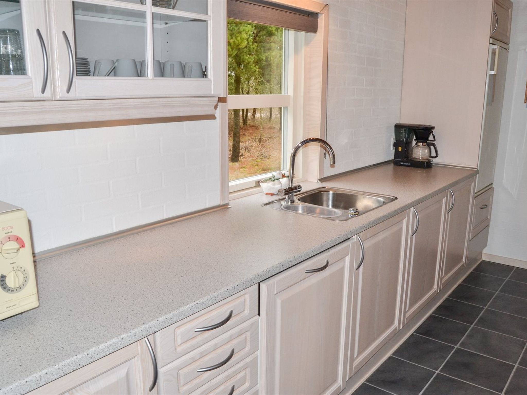 "Troen" - 3.8km from the sea-Drinnen