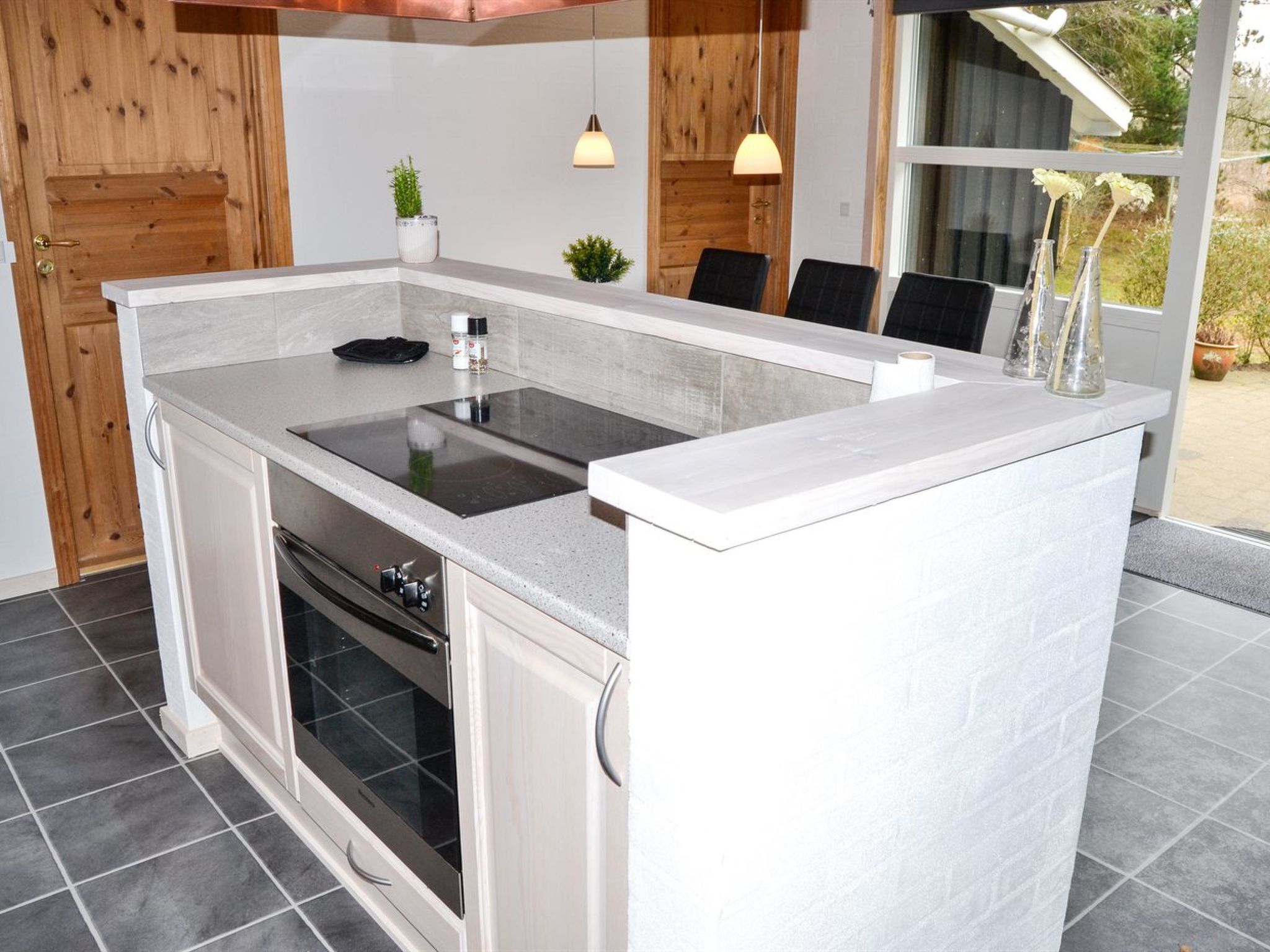 "Troen" - 3.8km from the sea-Drinnen
