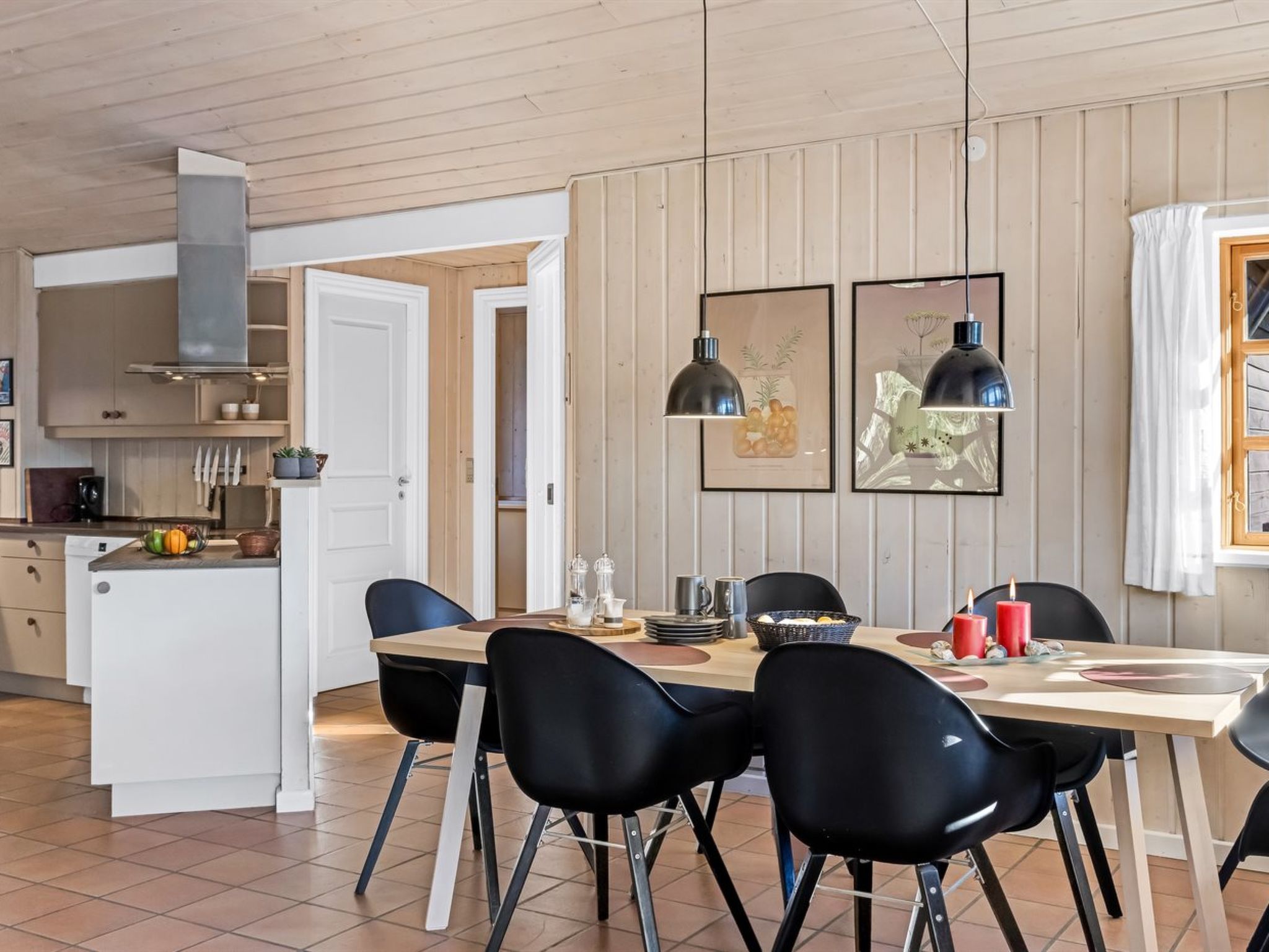 "Heralda" - 3.3km from the sea - Binnen