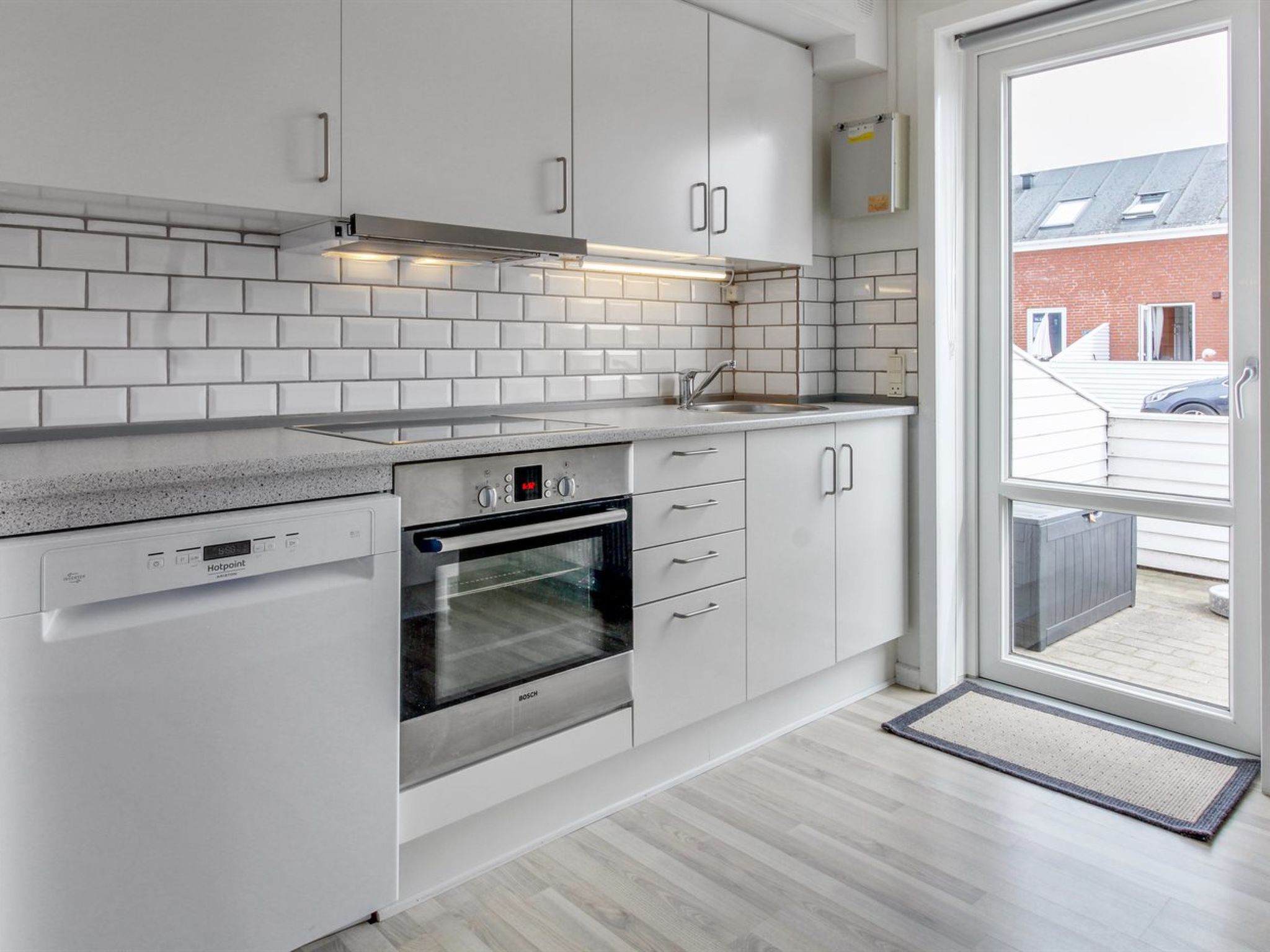 "Raine" - 2.3km from the sea - Inside