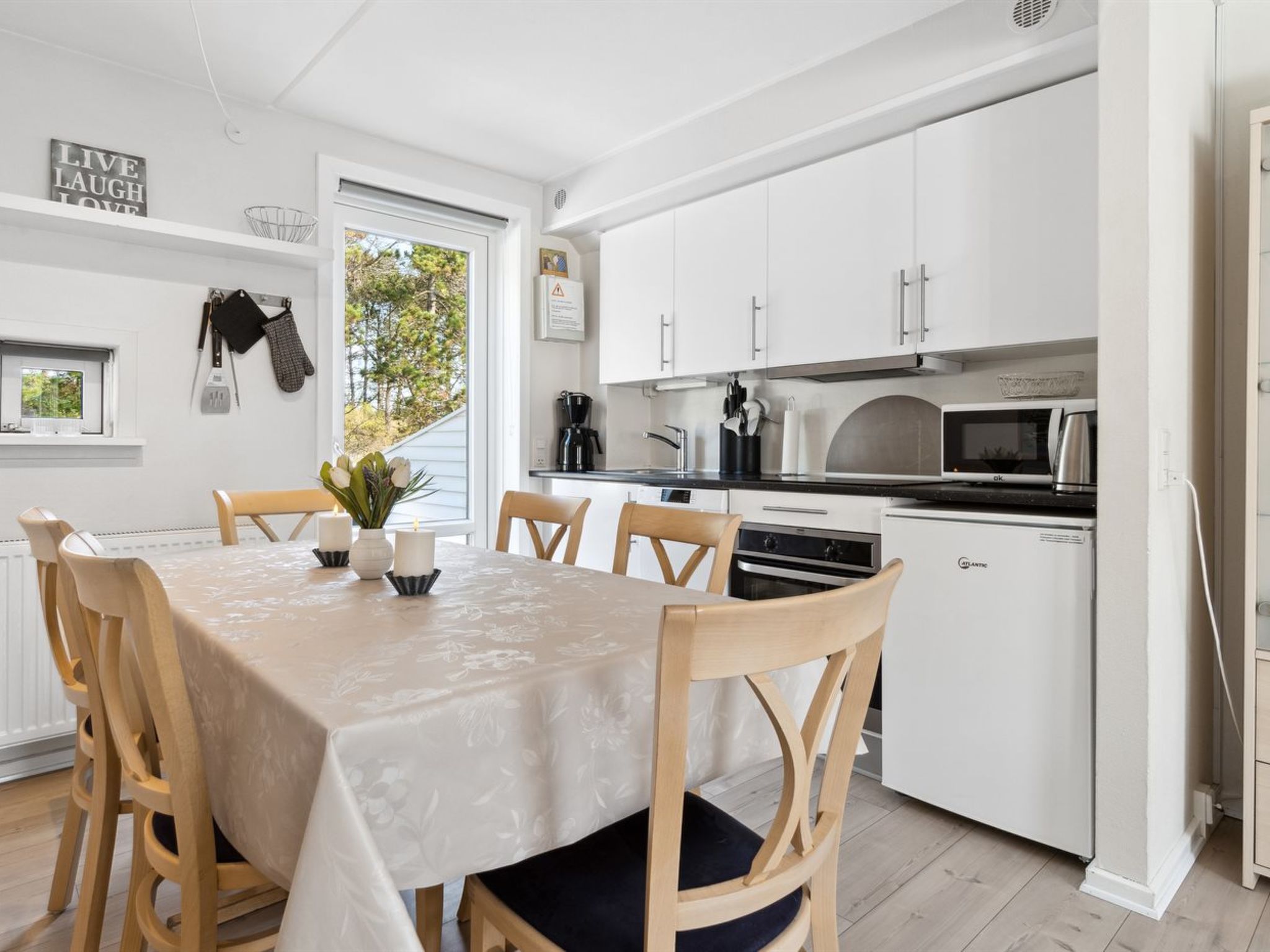 "Byriel" - 2.3km from the sea - Inside