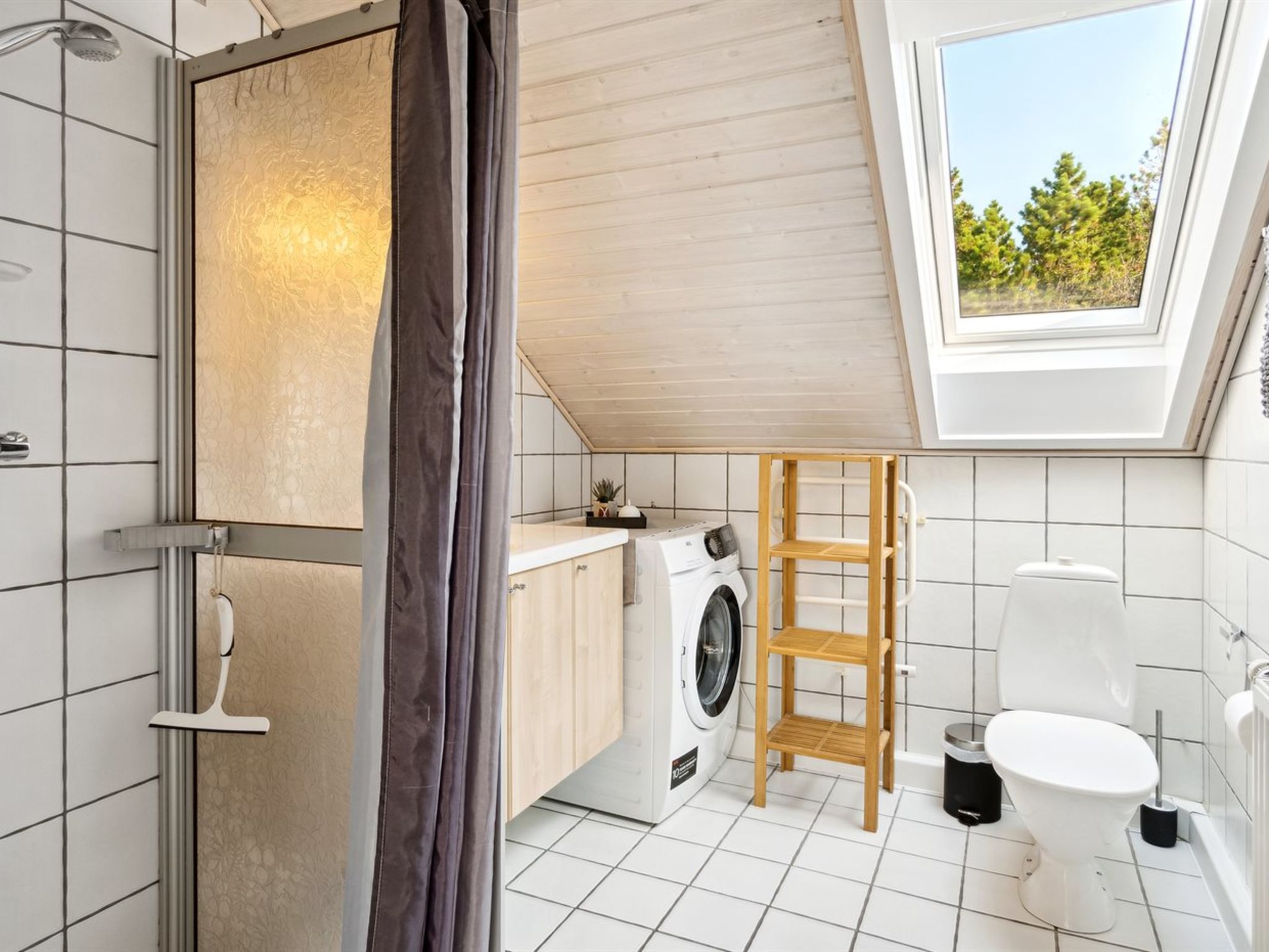 "Byriel" - 2.3km from the sea - Inside