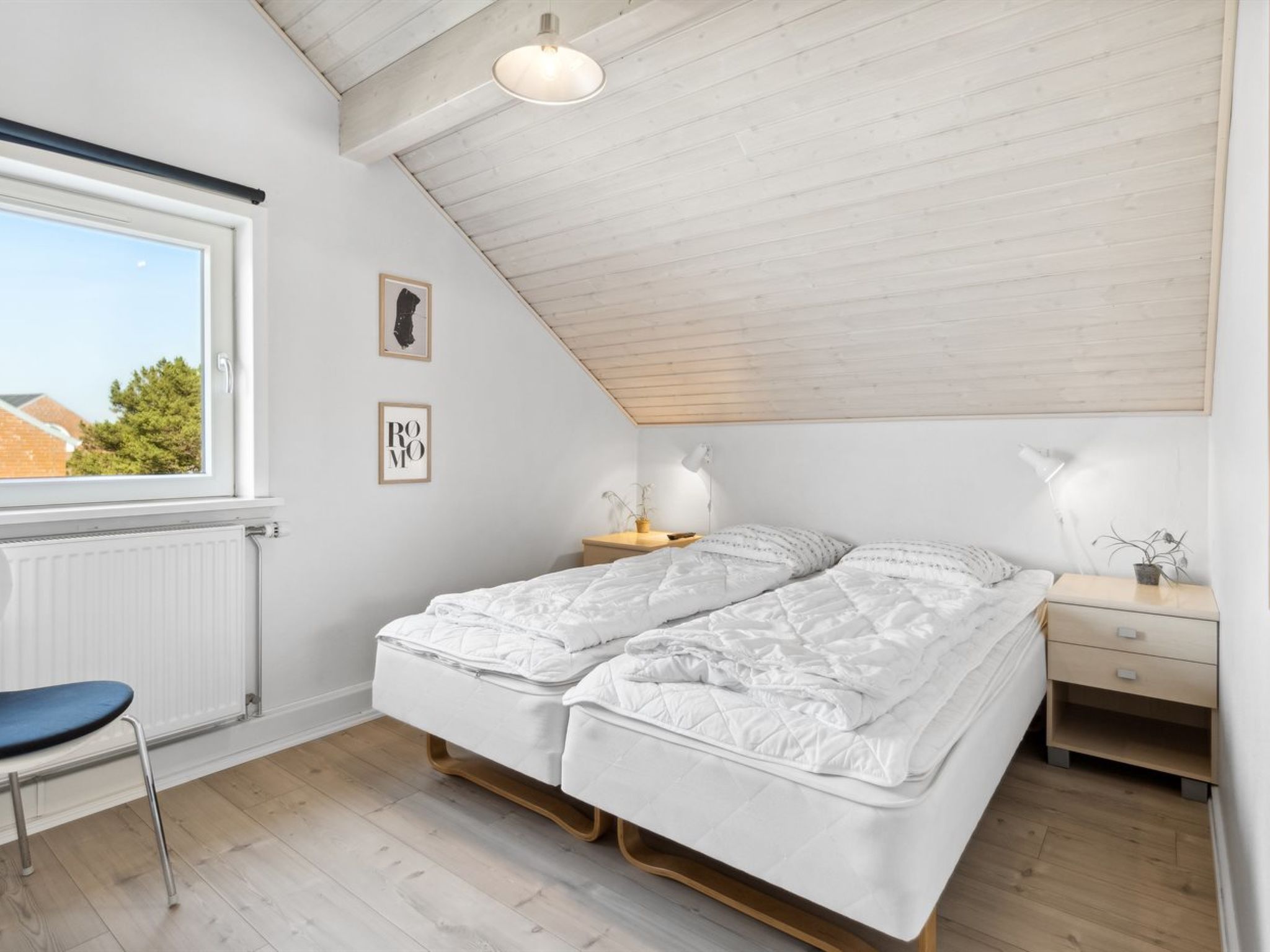"Byriel" - 2.3km from the sea - Inside