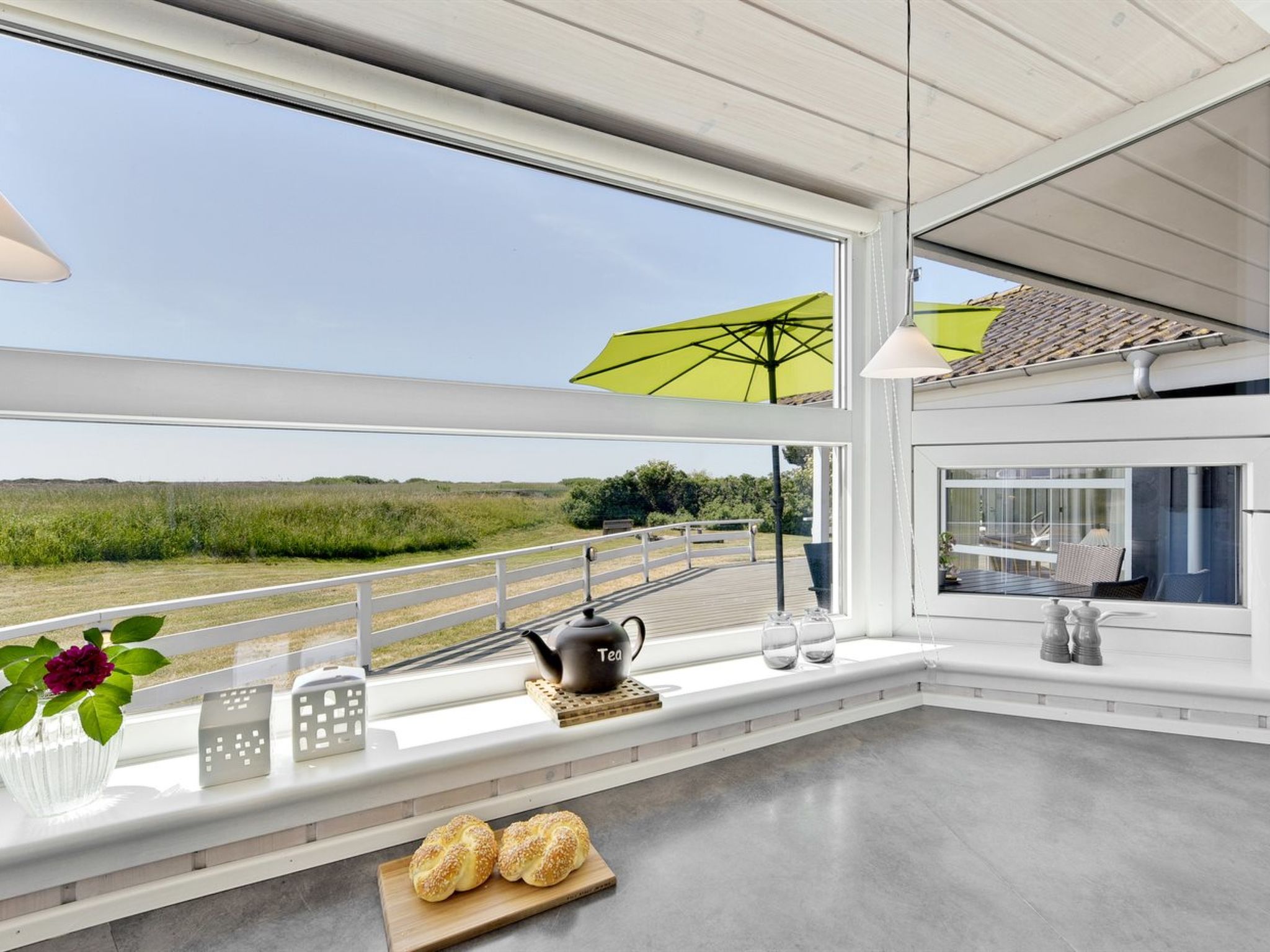 "Chrisse" - 550m from the sea