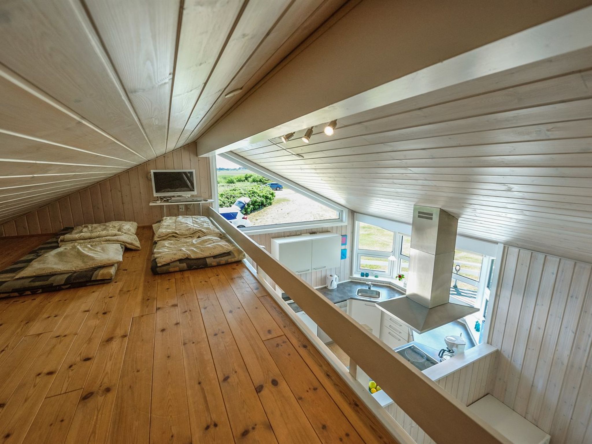 "Chrisse" - 550m from the sea - Binnen