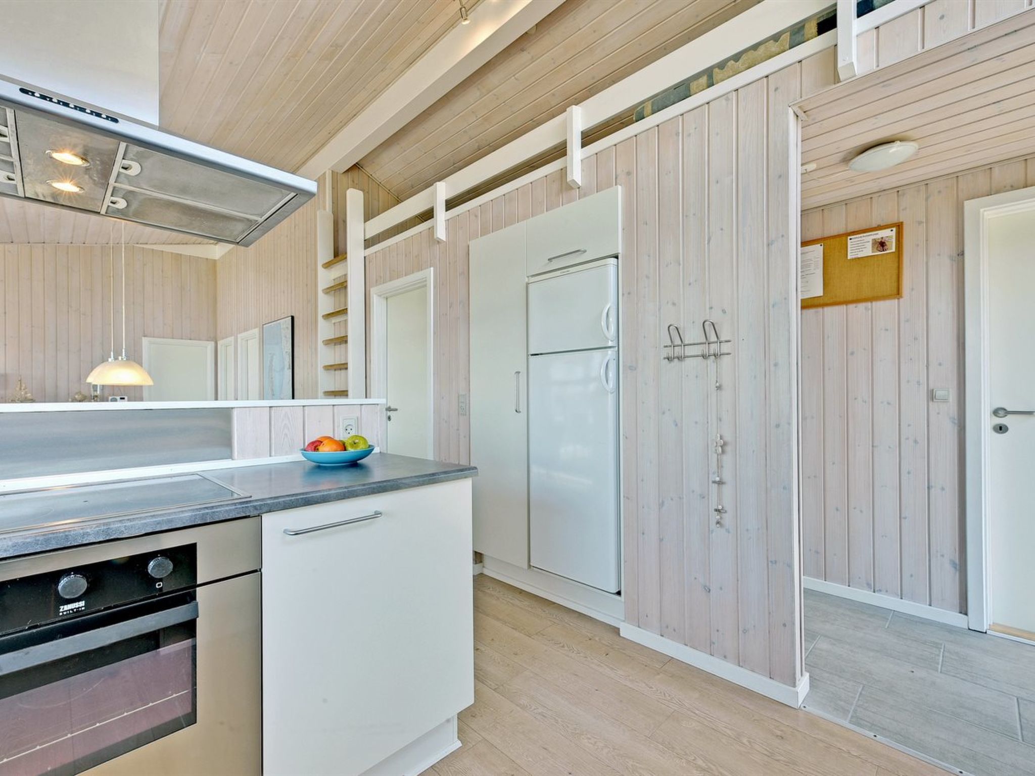 "Chrisse" - 550m from the sea - Binnen