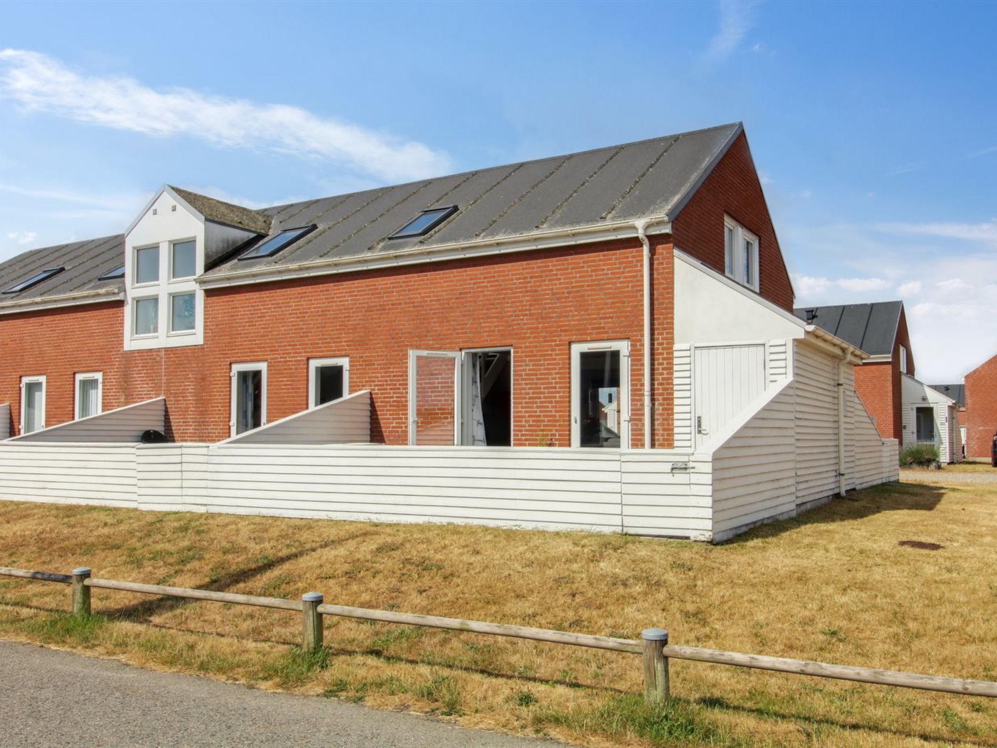 "Asved" - 2.3km from the sea