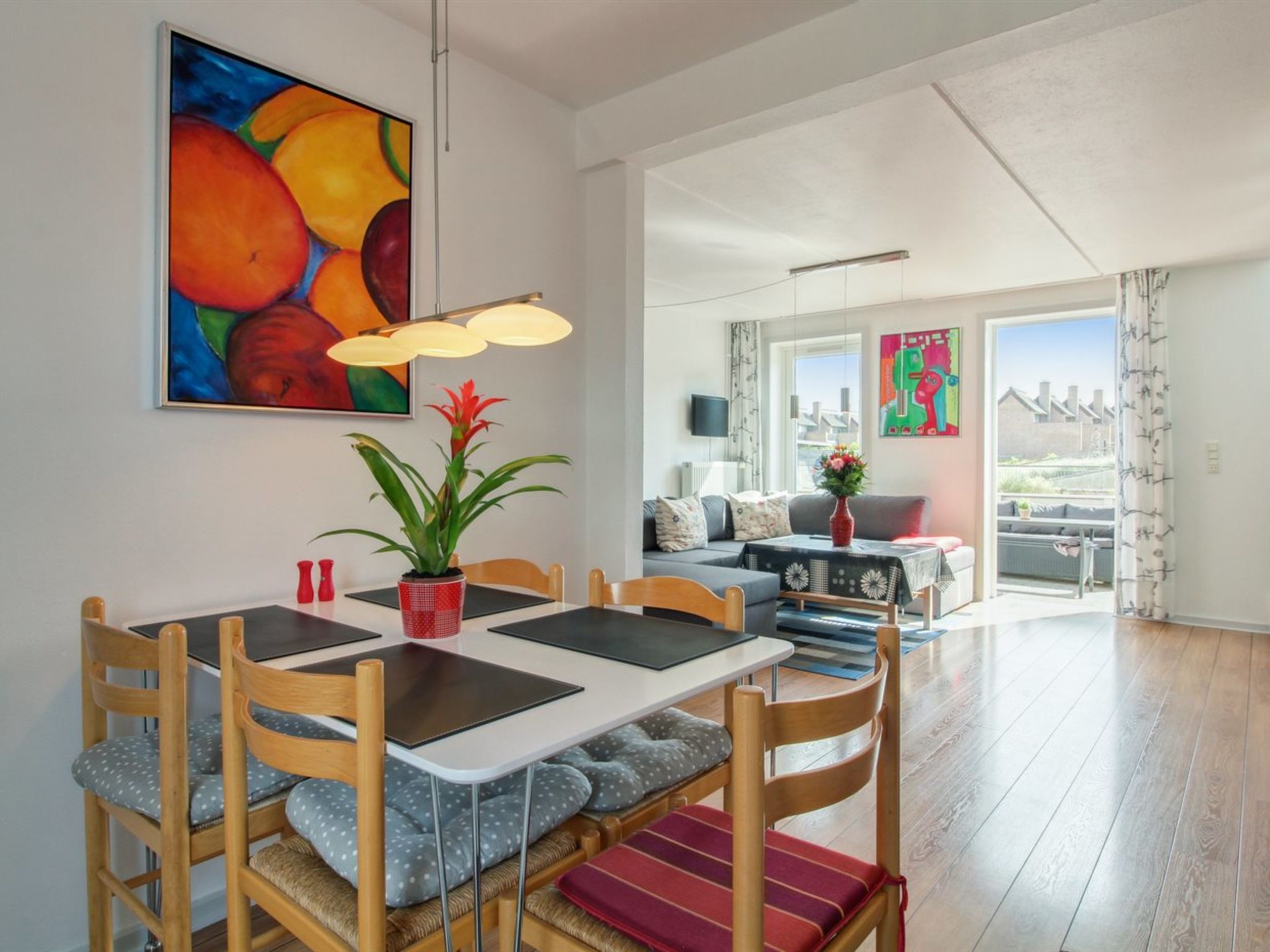 "Asved" - 2.3km from the sea - Binnen