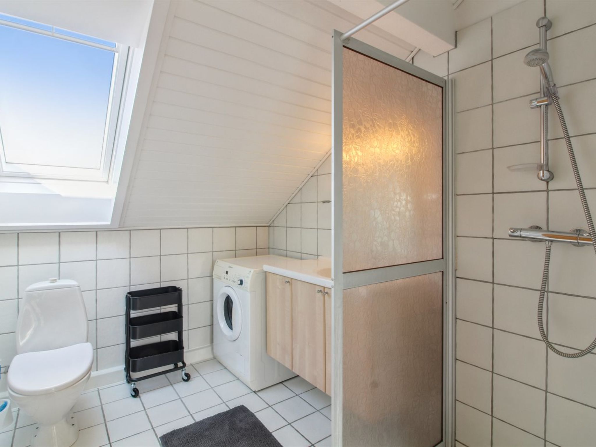 "Asved" - 2.3km from the sea - Binnen