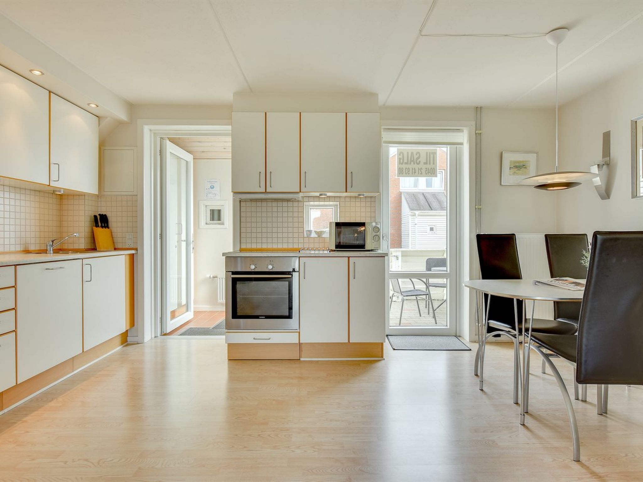 "Helvig" - 2.3km from the sea - Inside