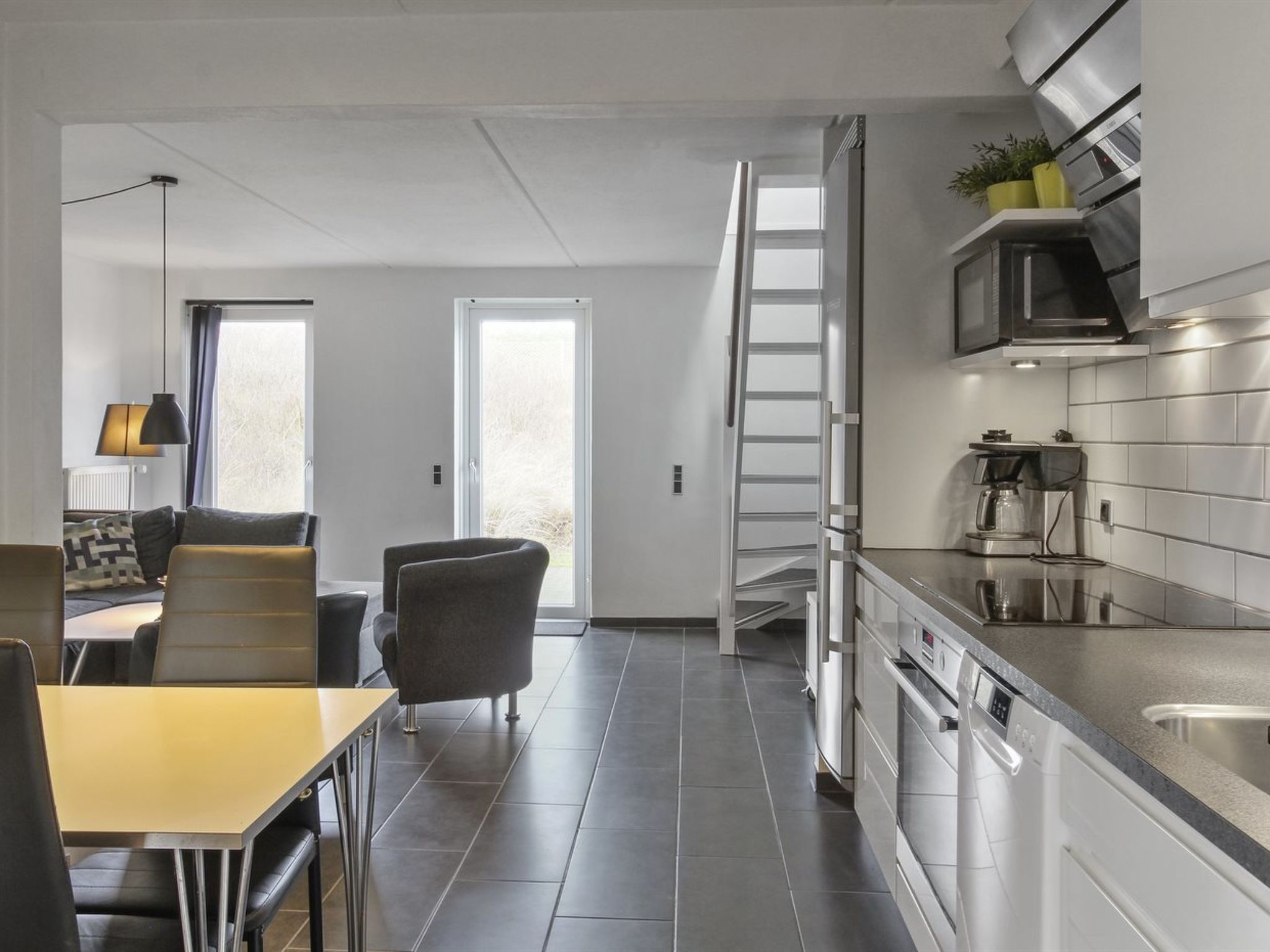 "Alvild" - 2.3km from the sea - Inside