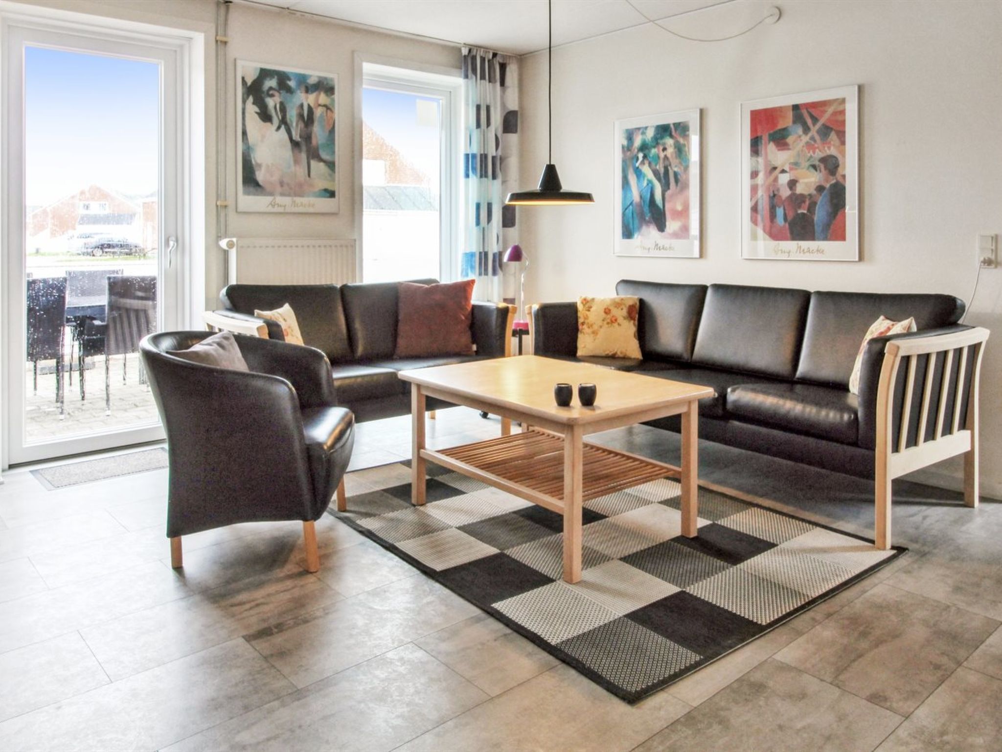 "Tinna" - 2.3km from the sea - Inside