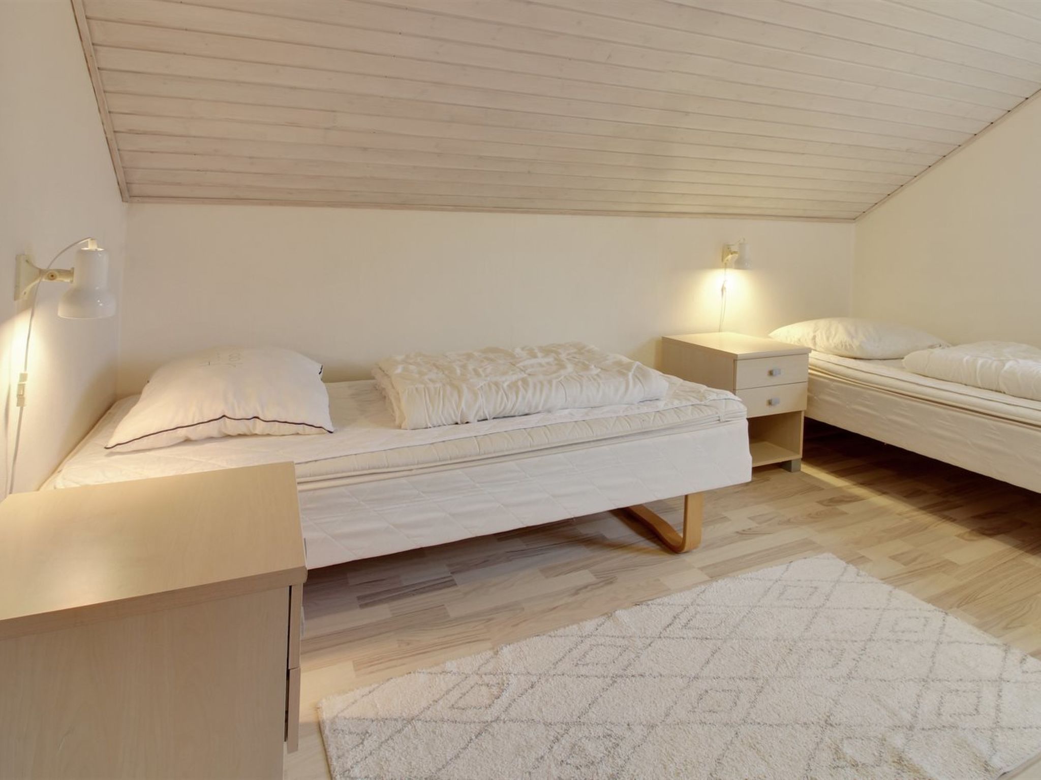 "Tinna" - 2.3km from the sea - Inside