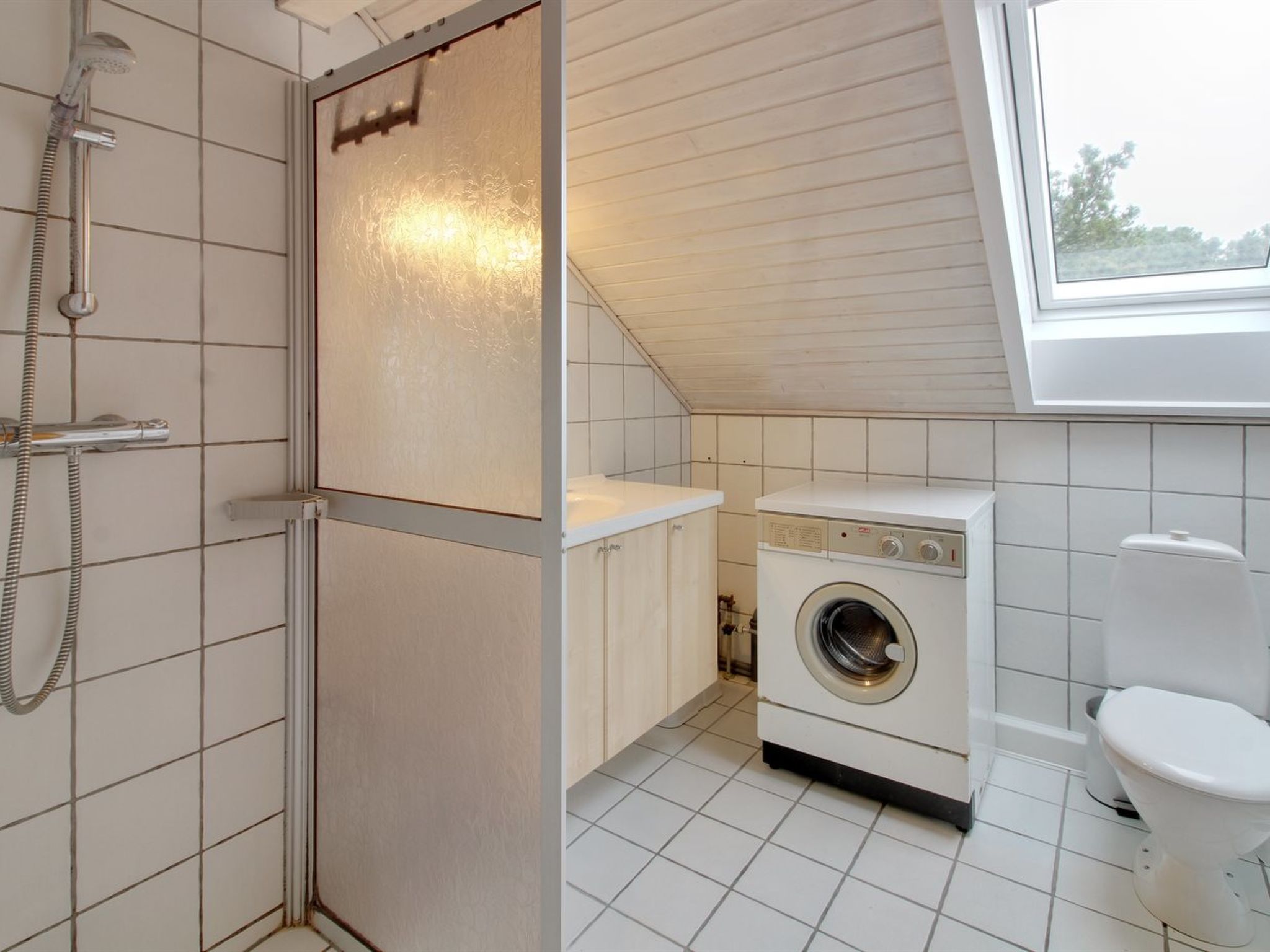 "Tinna" - 2.3km from the sea - Inside