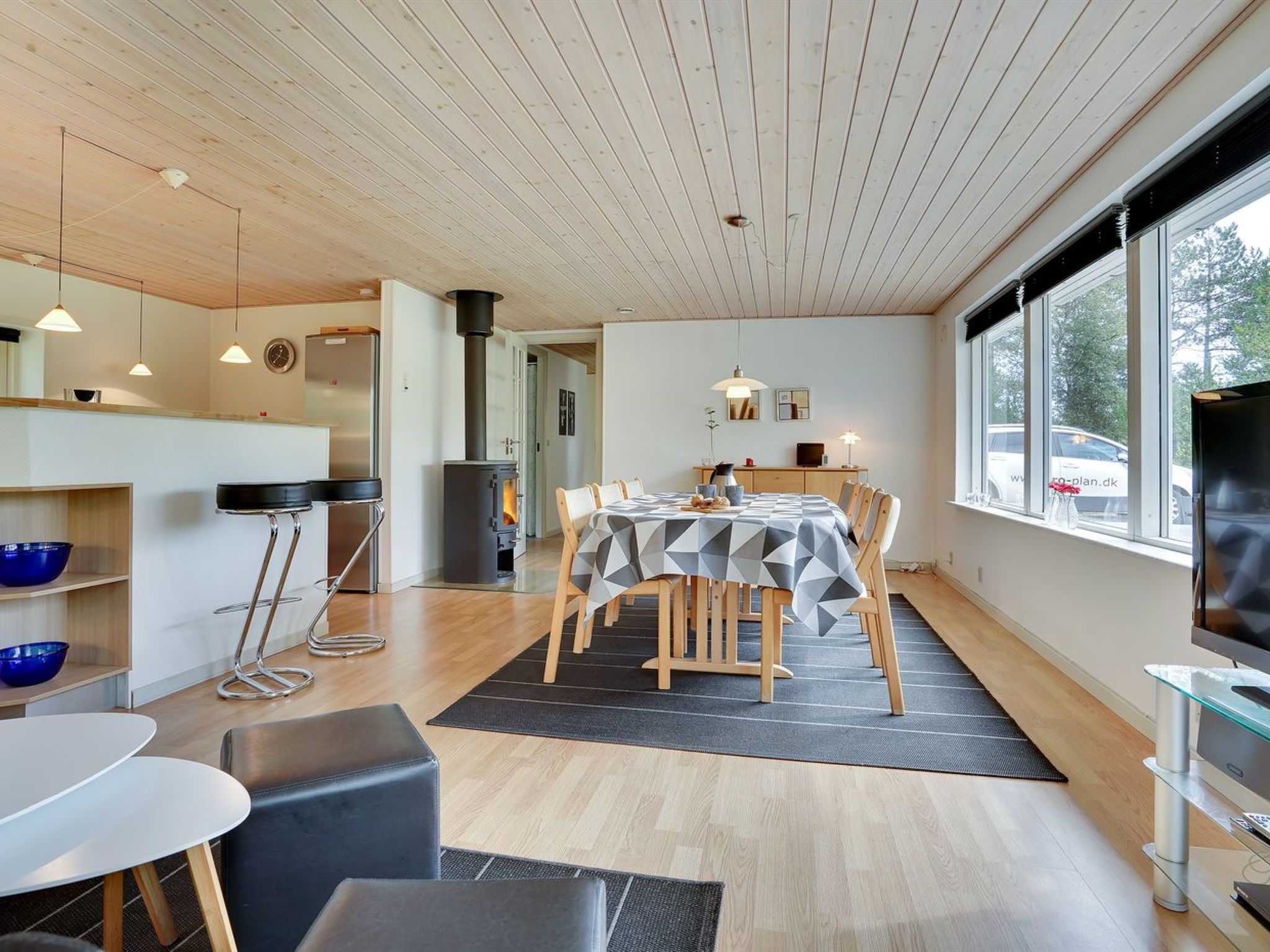 "Micke" - 3.2km from the sea-Binnen