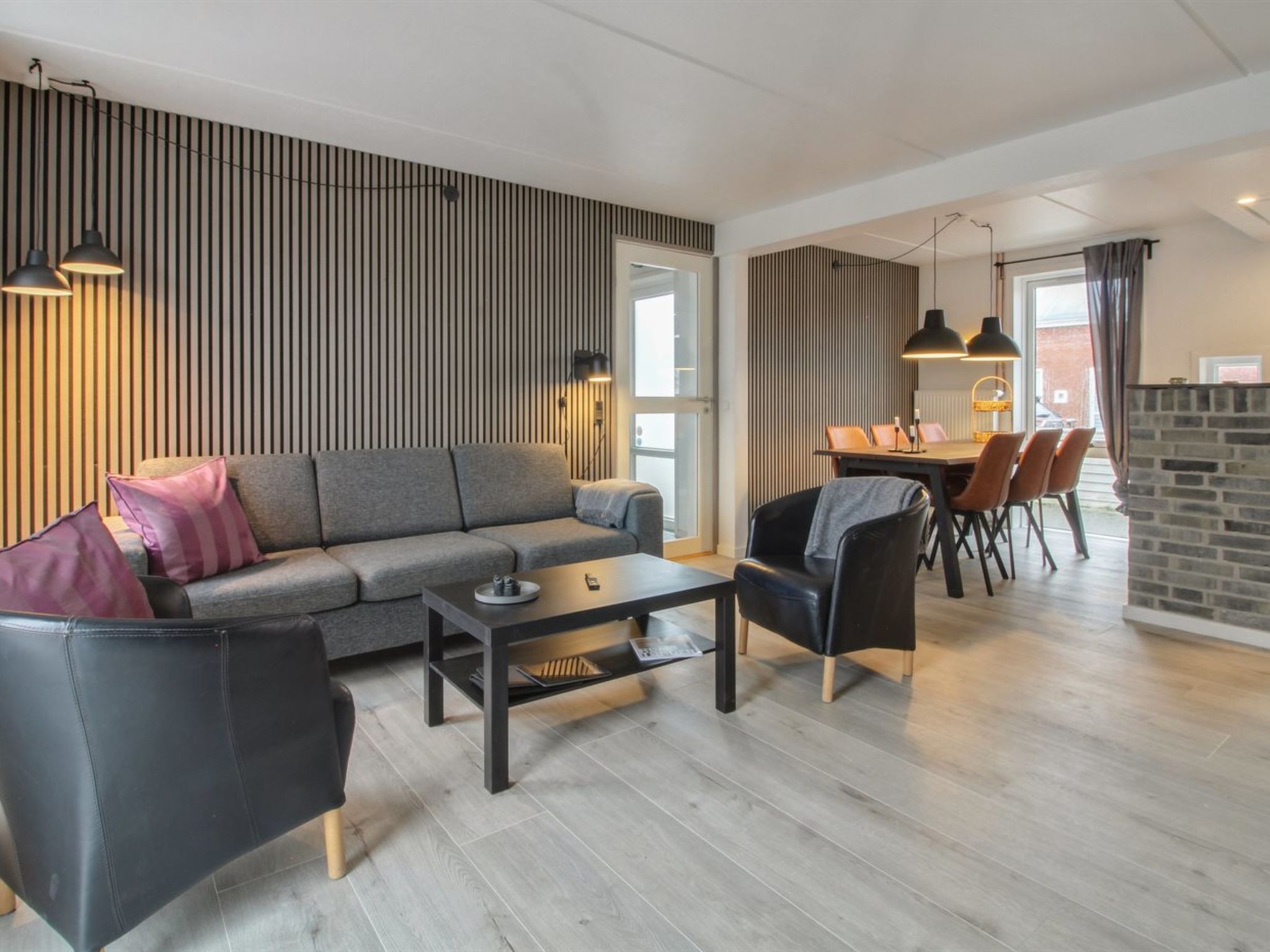 "Gaida" - 2.3km from the sea — Kitchen / Dining Room (5 of 22)