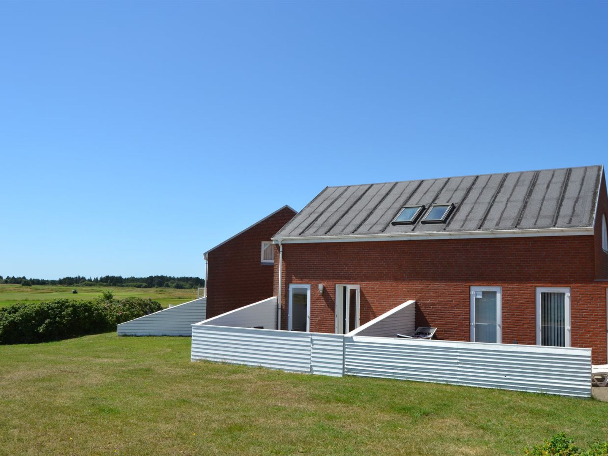 "Anelia" - 2.3km from the sea - Outside