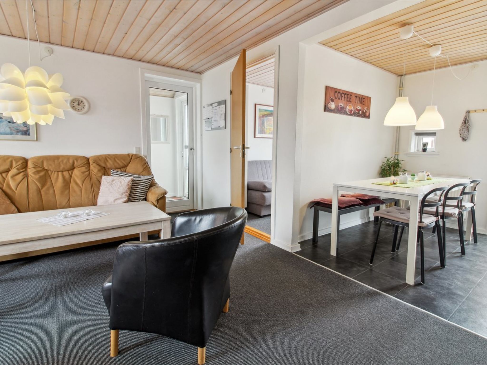 "Alfa" - 2.3km from the sea - Binnen