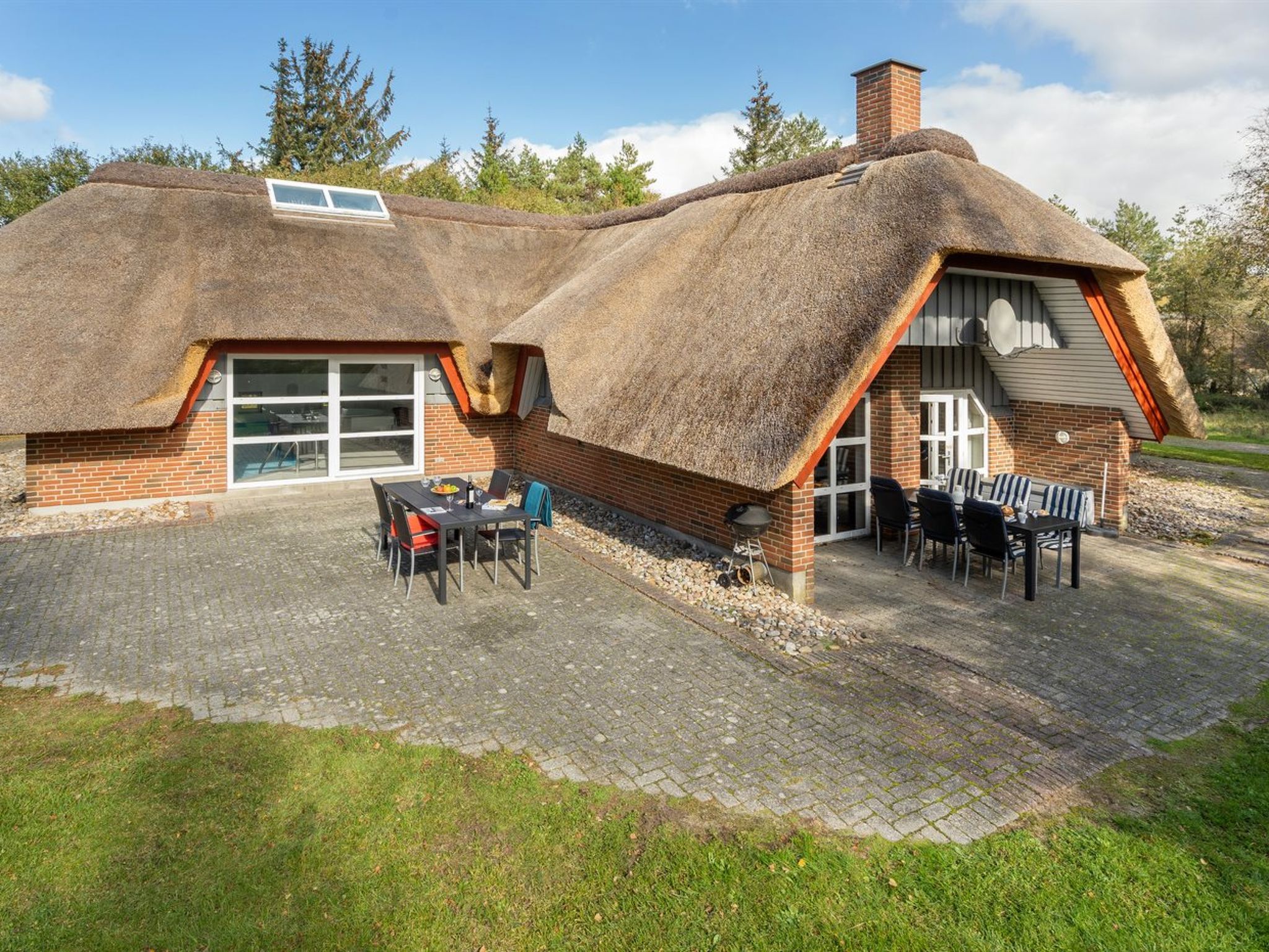 "Albin" - 2.8km from the sea