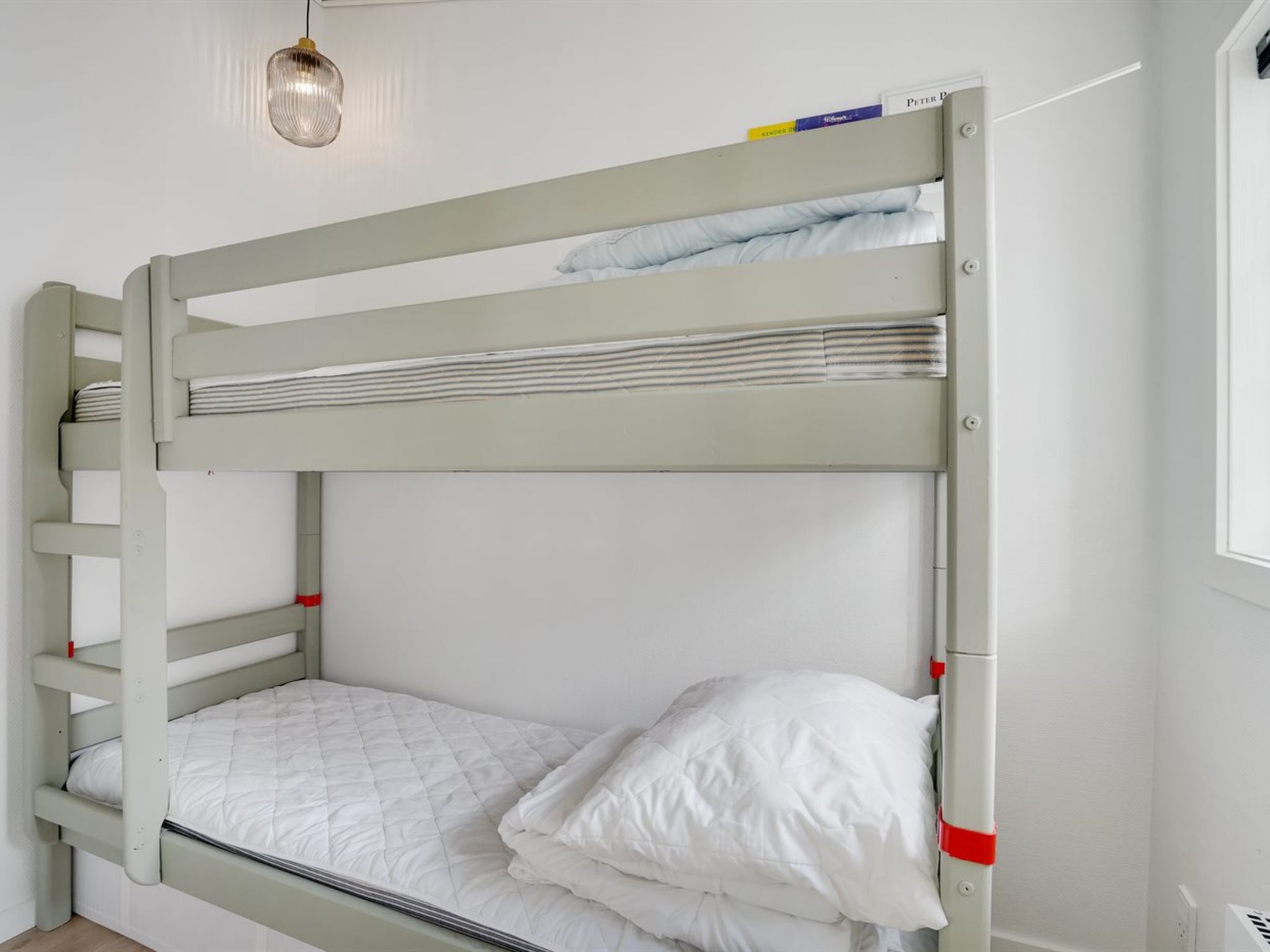 "Henriethe" - 1.1km from the sea