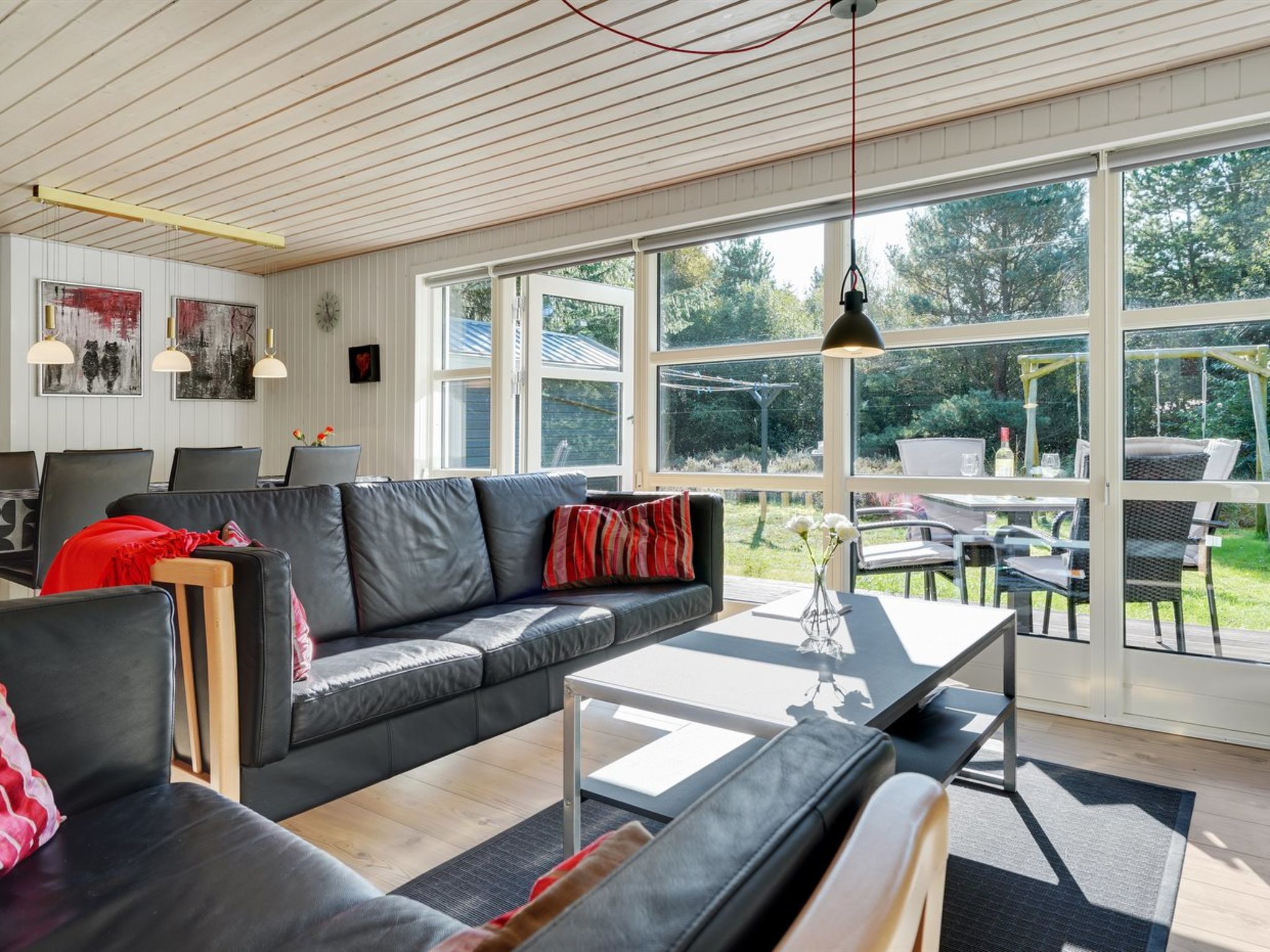 "Dorete" - 2.2km from the sea - Binnen
