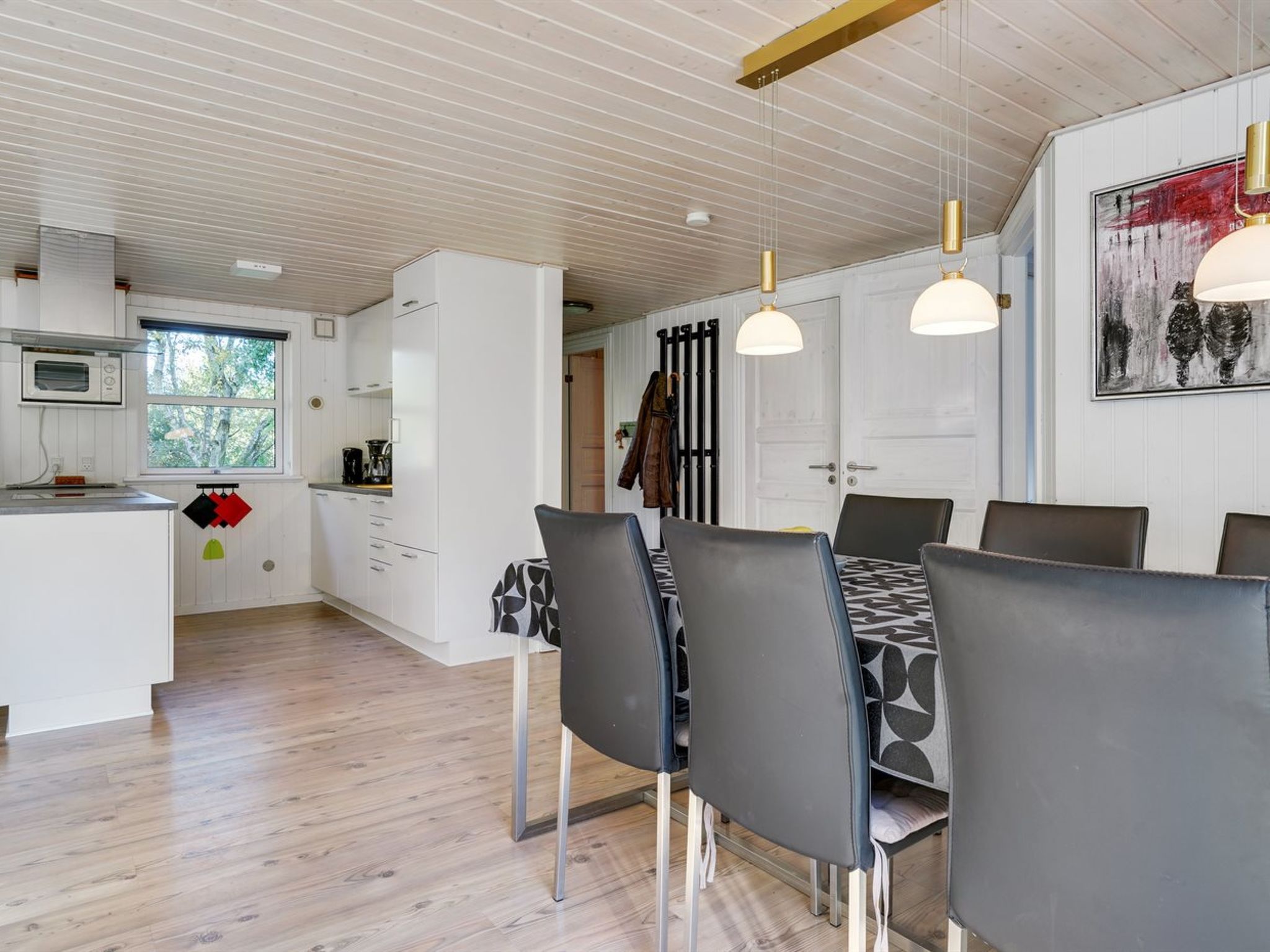 "Dorete" - 2.2km from the sea - Binnen