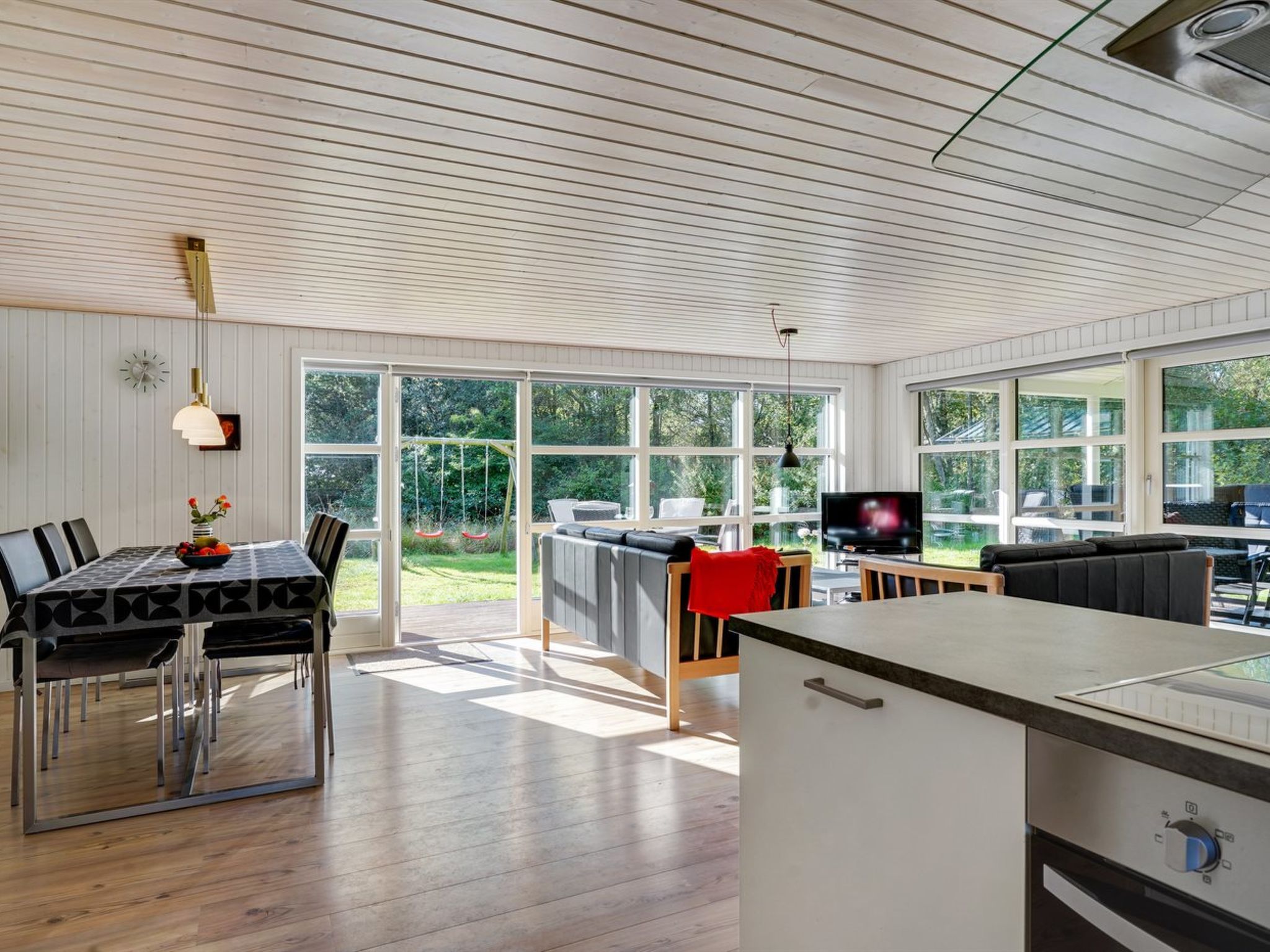 "Dorete" - 2.2km from the sea - Binnen