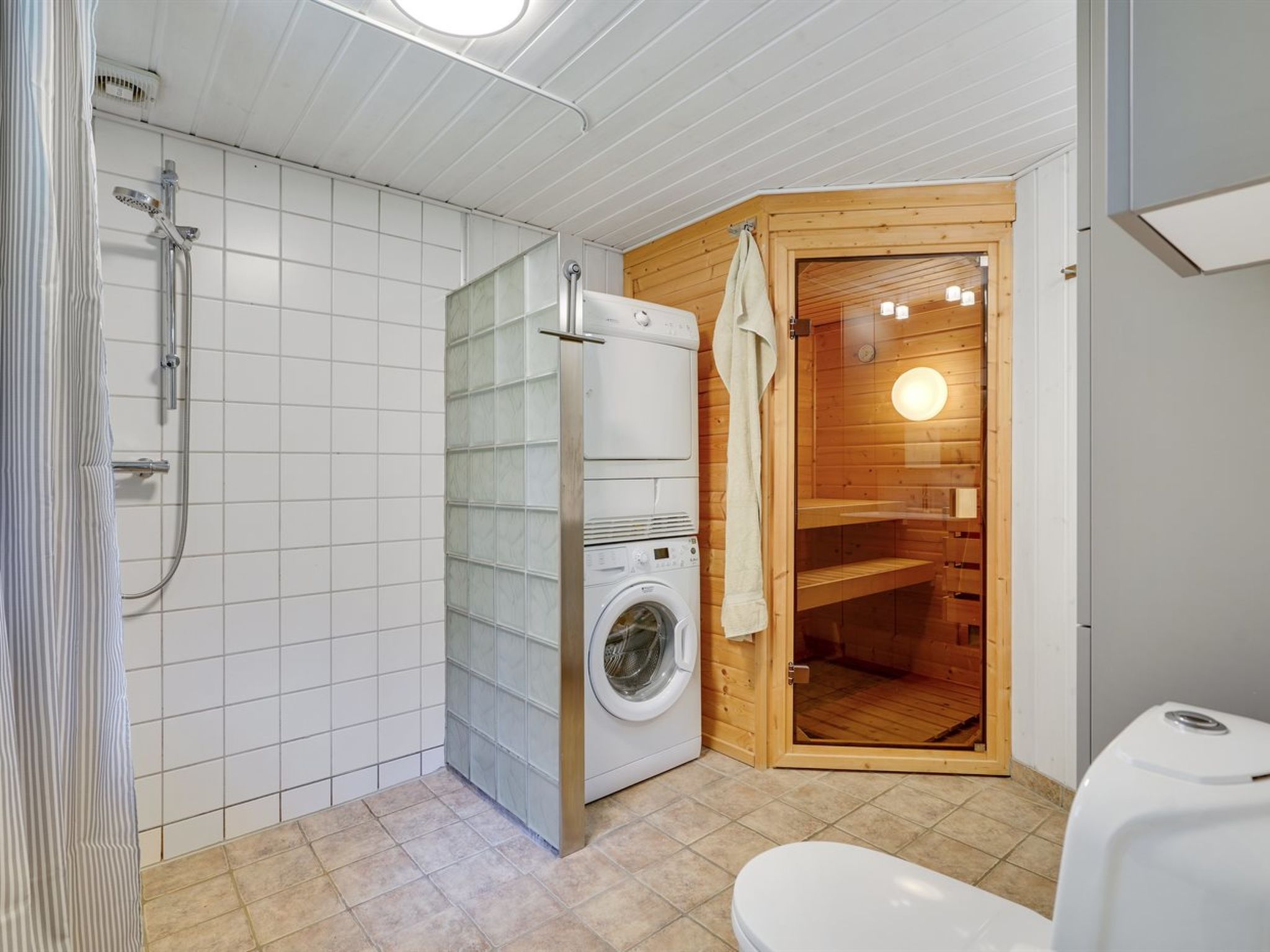 "Dorete" - 2.2km from the sea - Binnen