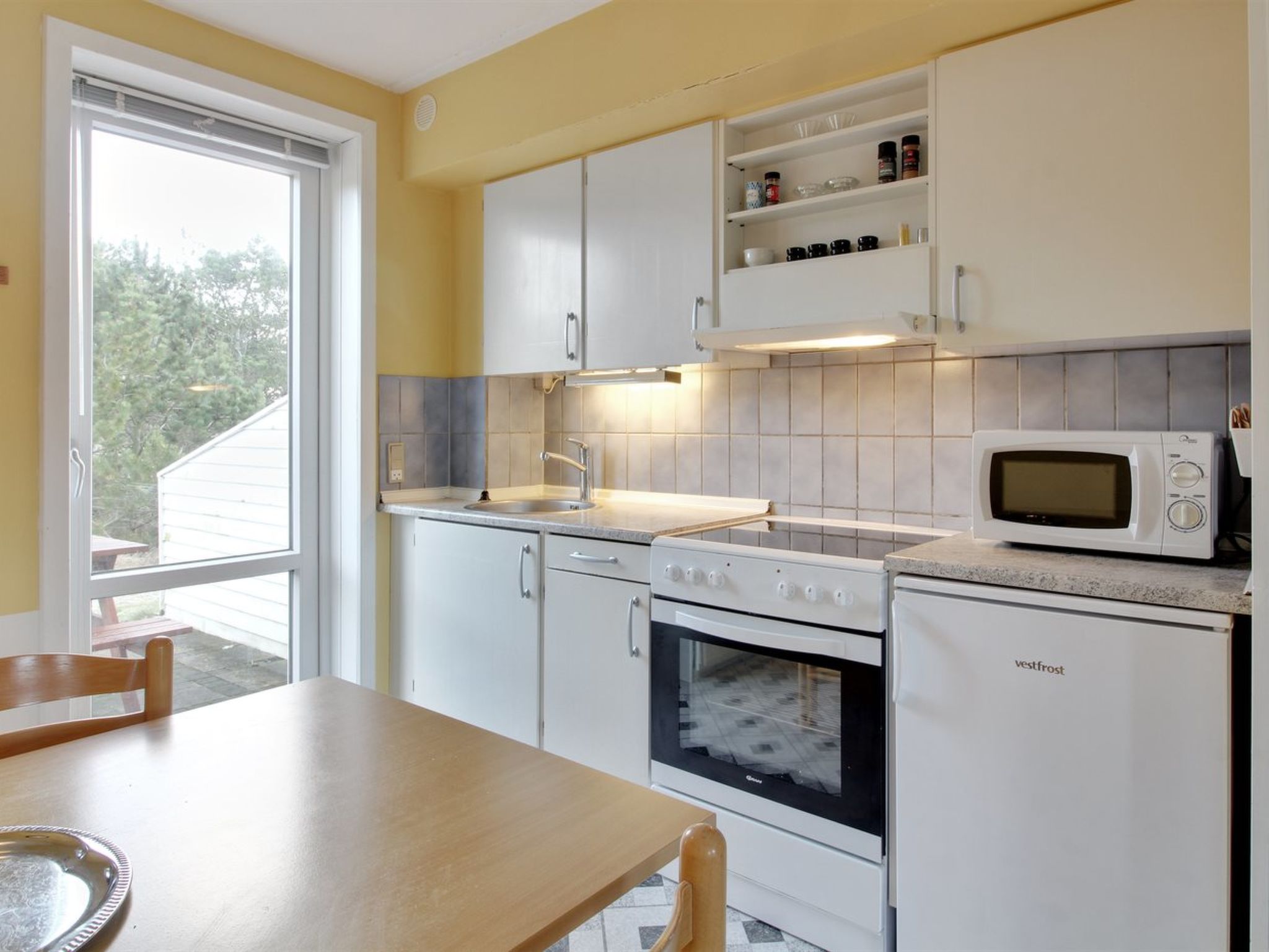 "Aya" - 2.3km from the sea - Inside