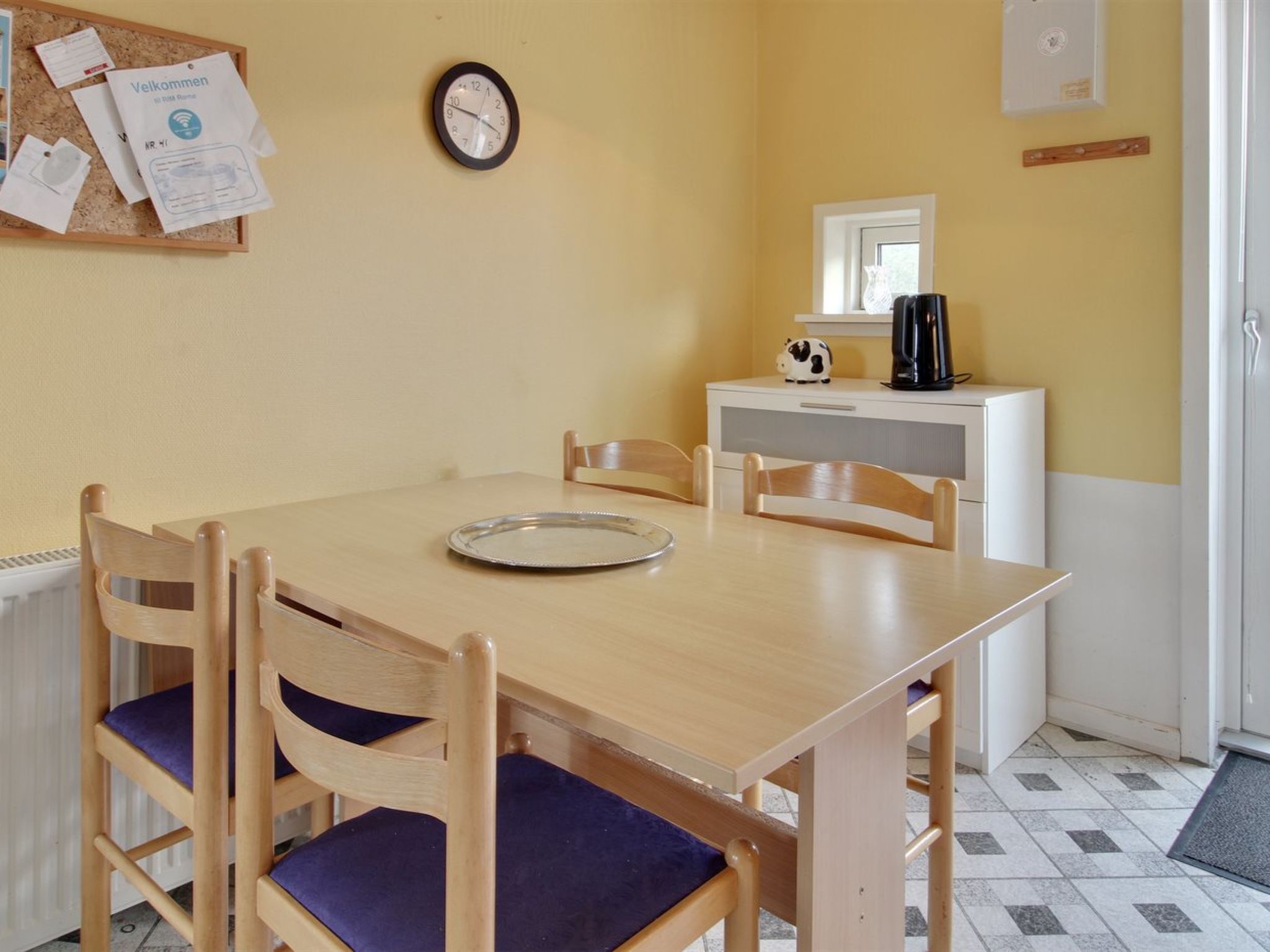 "Aya" - 2.3km from the sea - Inside