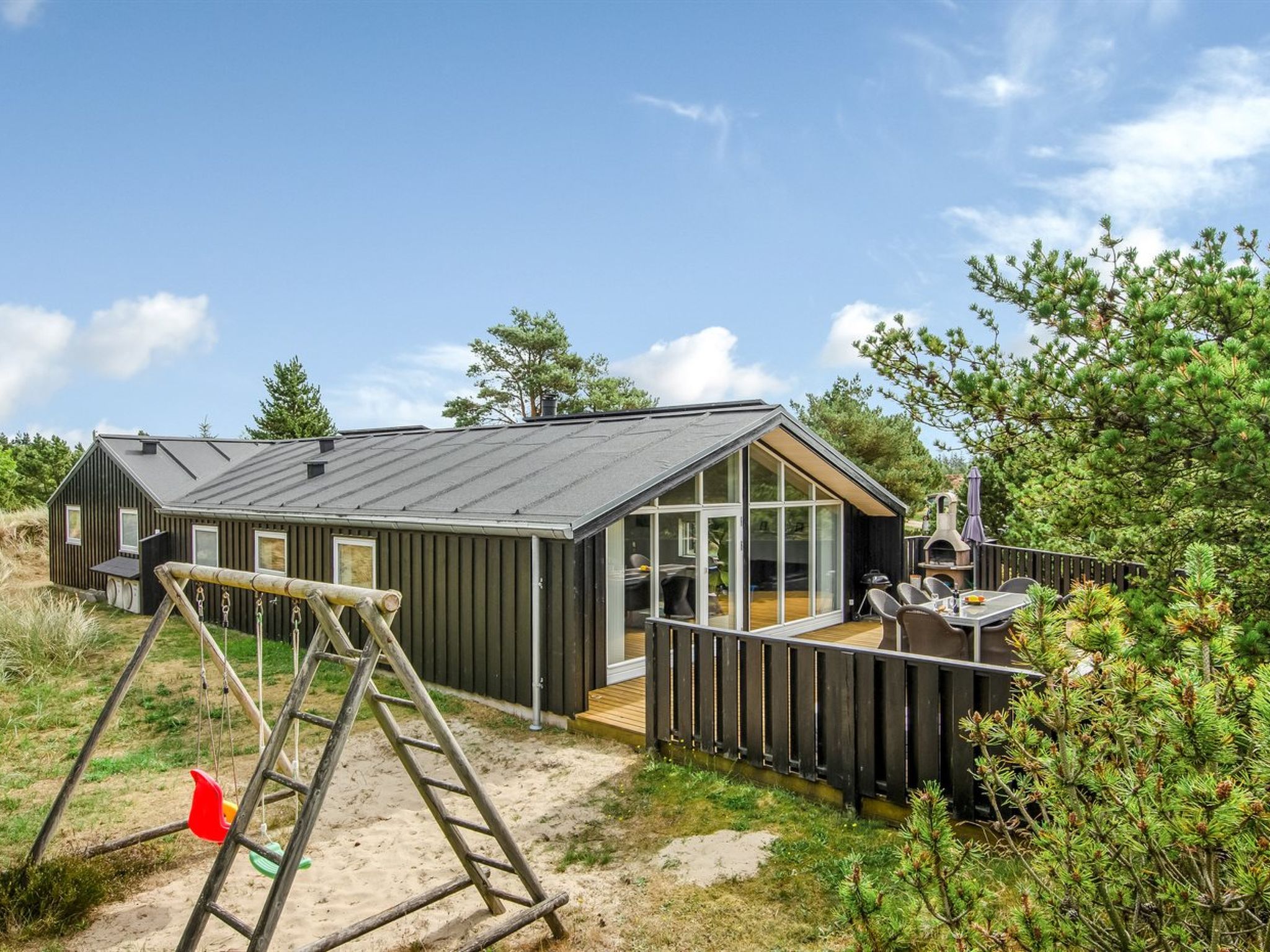 "Lav" - 3.8km from the sea - Buiten