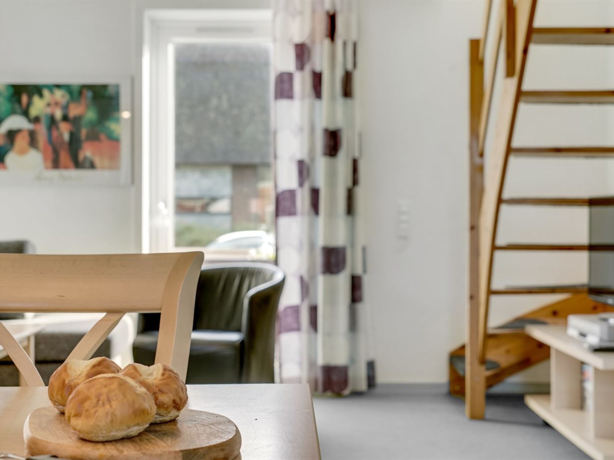 "Ginger" - 2.3km from the sea - Inside