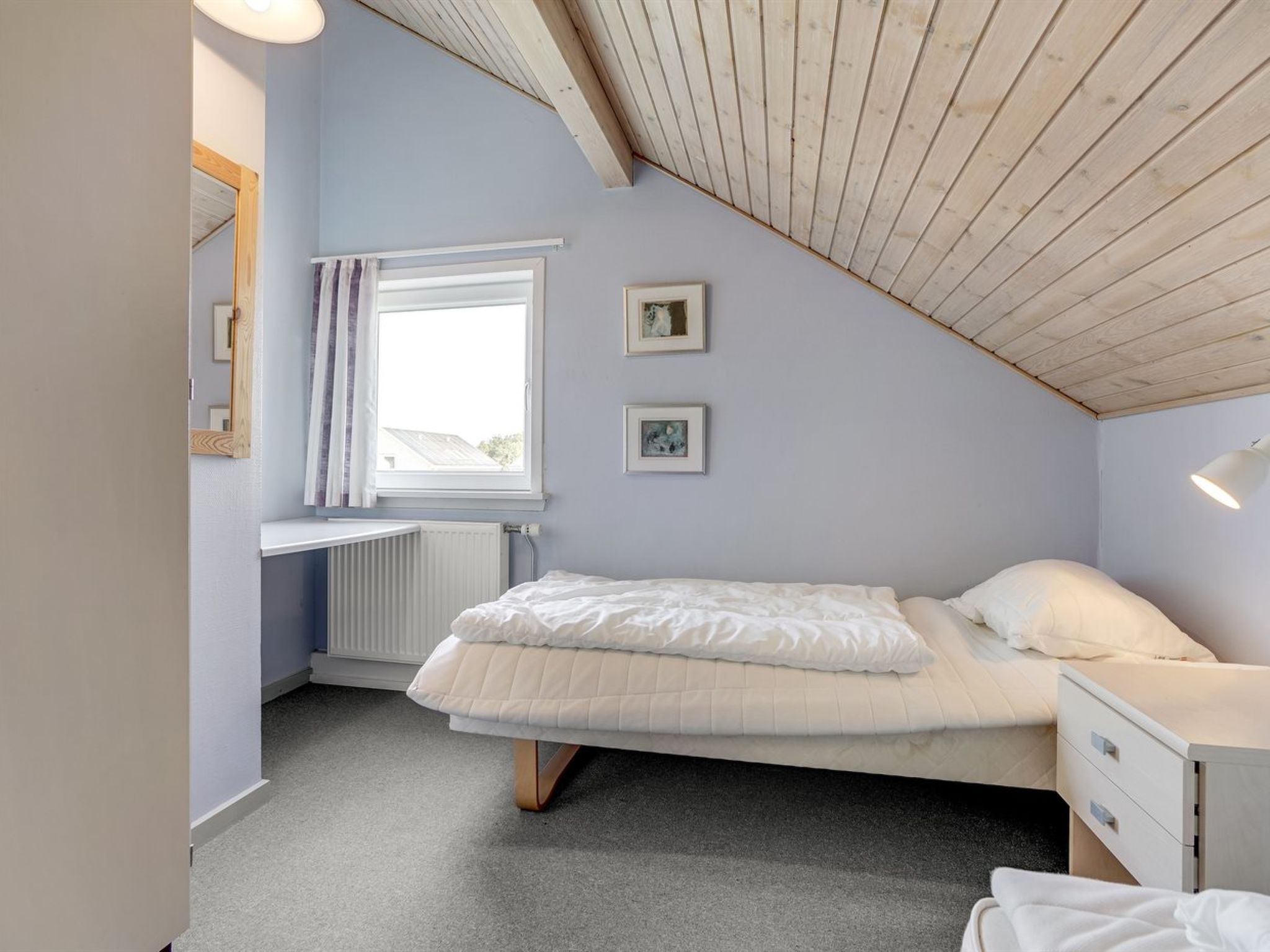 "Ginger" - 2.3km from the sea - Inside