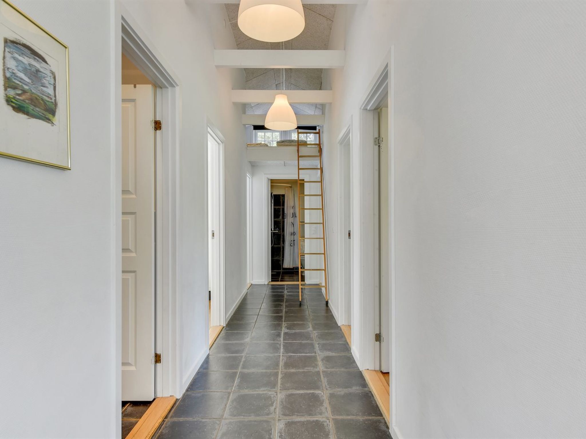 "Svanborg" - 3.7km from the sea - Inside
