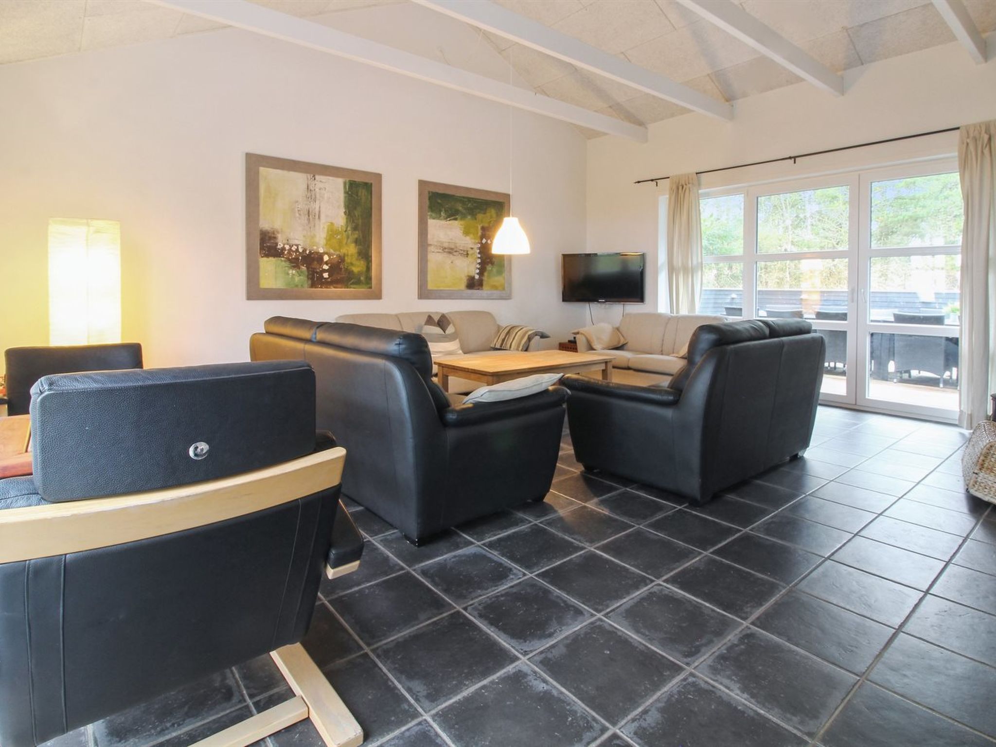 "Svanborg" - 3.7km from the sea - Inside