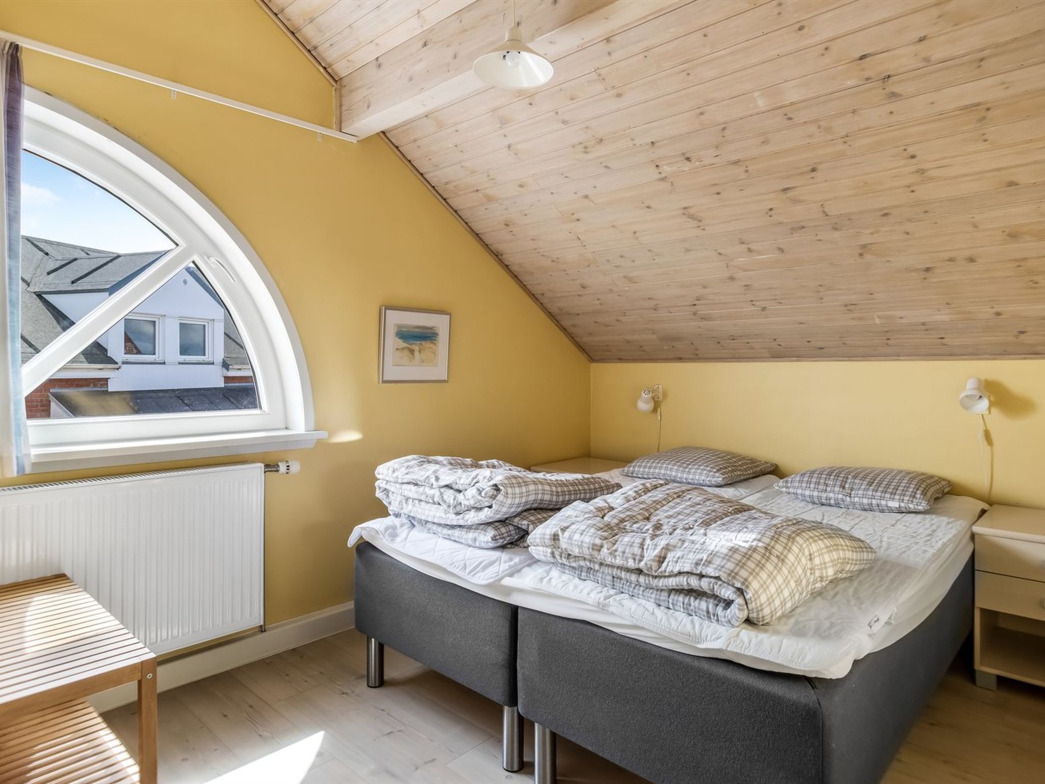 "Nils" - 2.3km from the sea - Inside