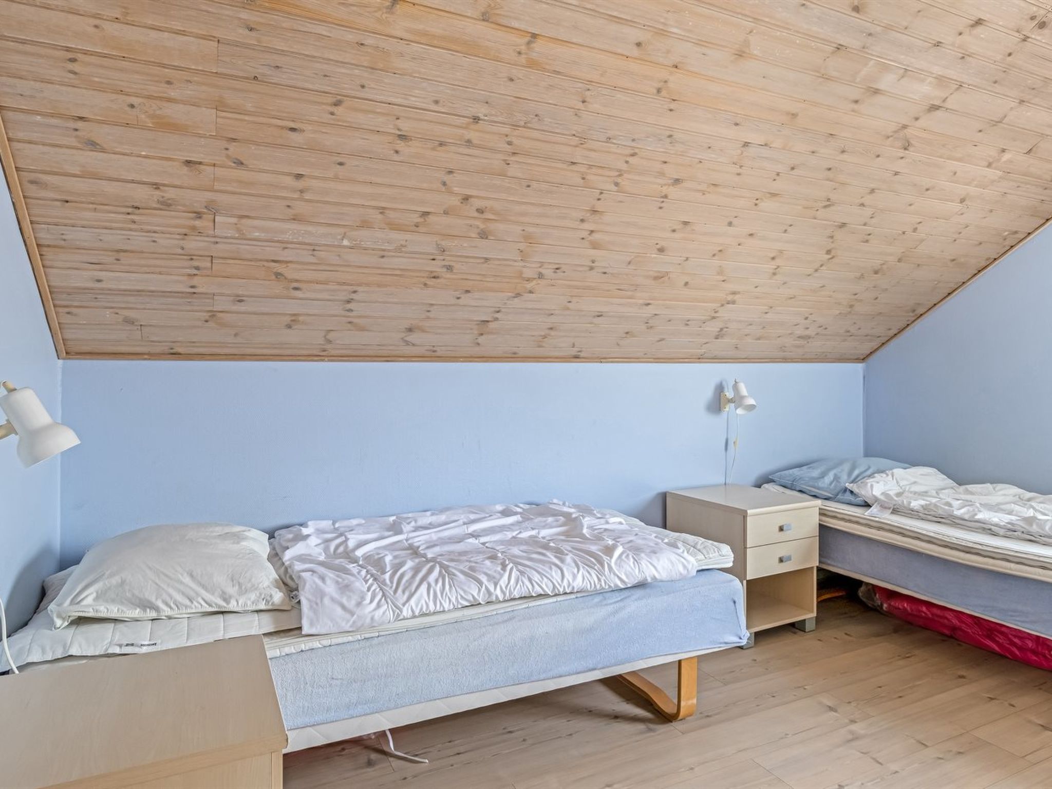 "Nils" - 2.3km from the sea - Inside